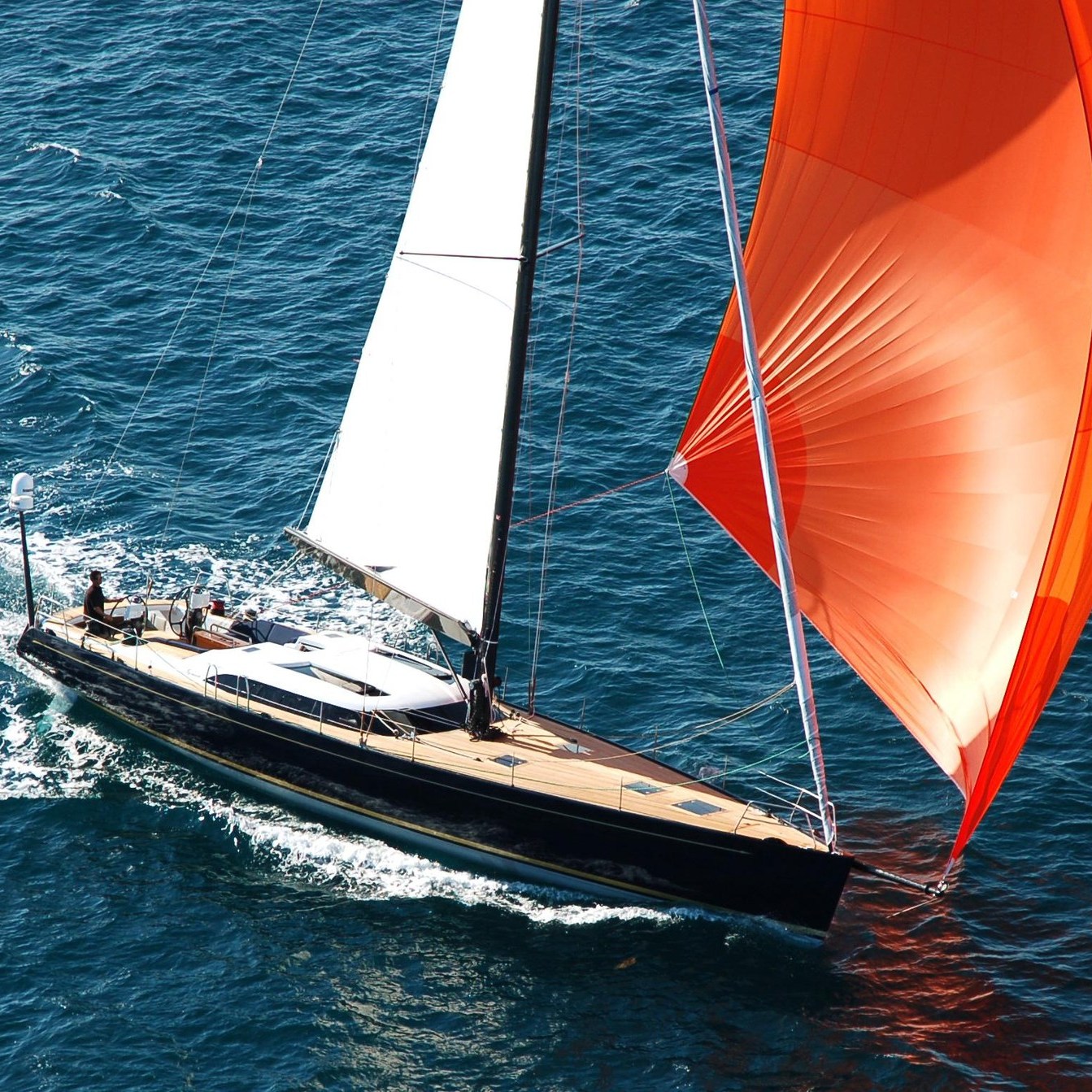 ⛵🌞 Début de saison : prêt à hisser les voiles ? 🌞⛵
••
Les beaux jours reviennent, les ports s’animent… et l’envie de reprendre la mer se fait sentir ⚓
Avant de larguer les amarres, n'oubliez pas de faire un point complet sur votre équipement :
🔹 État des voiles (usure, déchirures, performance)
🔹 Vérification du gréement
🔹 Contrôle des enrouleurs et de l’accastillage
🔹 Remplacement des cordages si nécessaire
••
👉 Une préparation soignée, c’est la garantie de naviguer en toute sécurité et avec un maximum de plaisir dès les premières sorties !
•
•
#SailingLife #Nautisme #Voilier #Gréement #Croisière #Rigginglife #Navigation #Voile #EntretienBateau 🌞