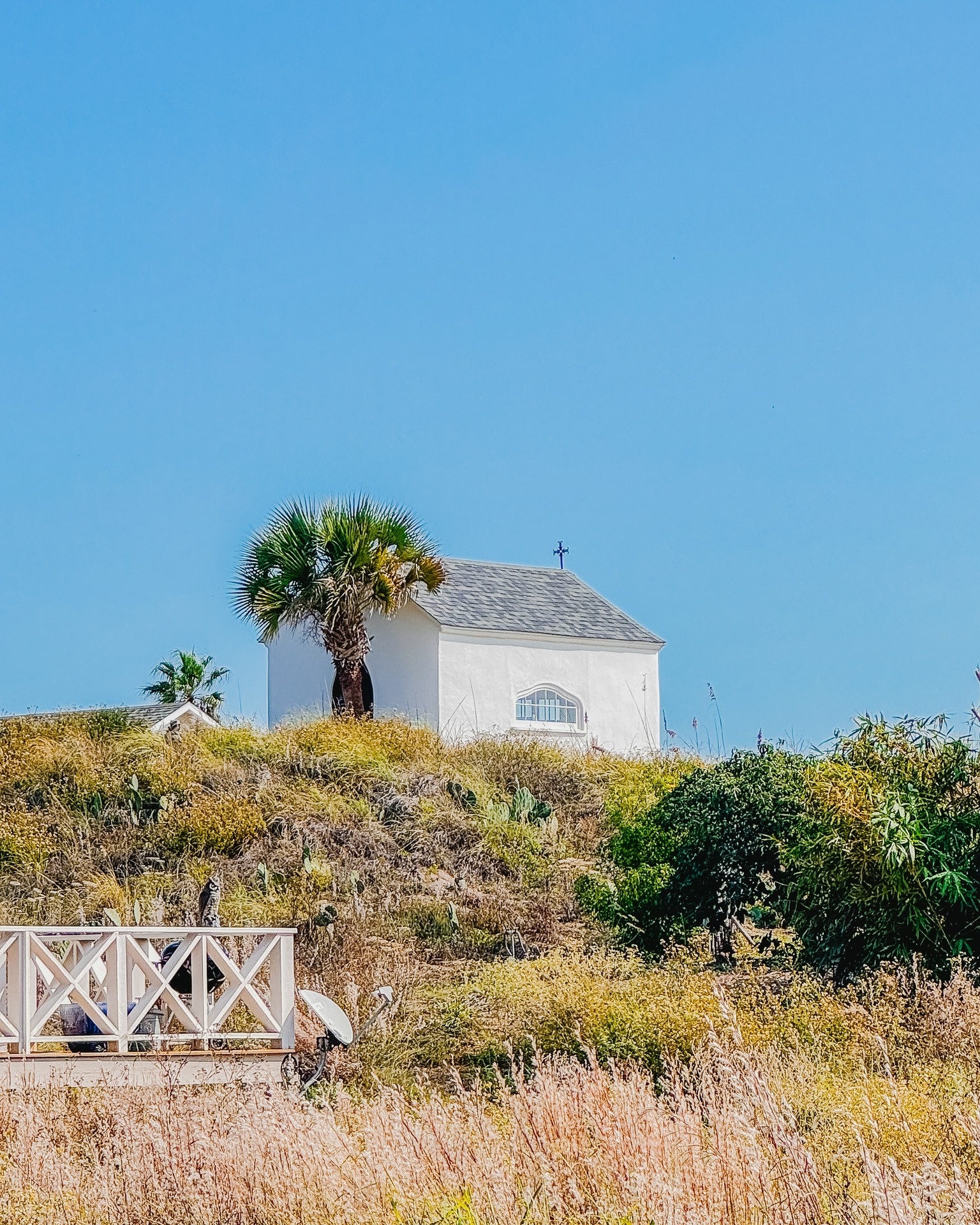 If youâve never visited the Chapel on the Dunes, add it to your Port A list.
Quiet, historic, and one of the most peaceful spots on the island. Not to mention it's 2 blocks from our house.