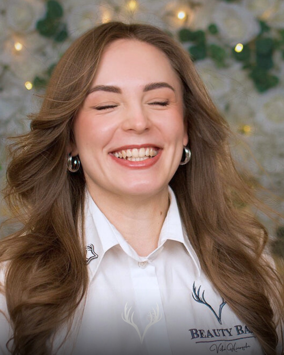 Ein Lächeln, das ansteckt ✨
Bei uns in der Beauty Bar Baden geht es um mehr als Behandlungen – es geht um ein Gefühl 🤍
Herzlichkeit, gute Laune und echte Freude an dem, was wir tun, sind bei uns keine Ausnahme, sondern Teil unseres Alltags.
Du kommst rein – und fühlst dich einfach willkommen.
💫 Wir arbeiten nicht einfach…
wir leben unsere Leidenschaft.
Und genau das spürst du – in jeder Behandlung, in jedem Gespräch, in jeder Begegnung.
Denn am Ende sollst du nicht nur schöner rausgehen,
sondern dich auch besser fühlen ✨
📍 Beauty Bar Baden, Baden bei Wien
📞 0699 11307030
Termine telefonisch oder über unser Online-Buchungstool
#beautybaden #badenbeiwien #kosmetikstudio #beautybarbaden #leidenschaft #herzlichkeit #wohlfühlen #selfcare #beautyexperience #glowinsideout #teamliebe #kundenerlebnis #beautyoesterreich #goodvibes #skincarestudio