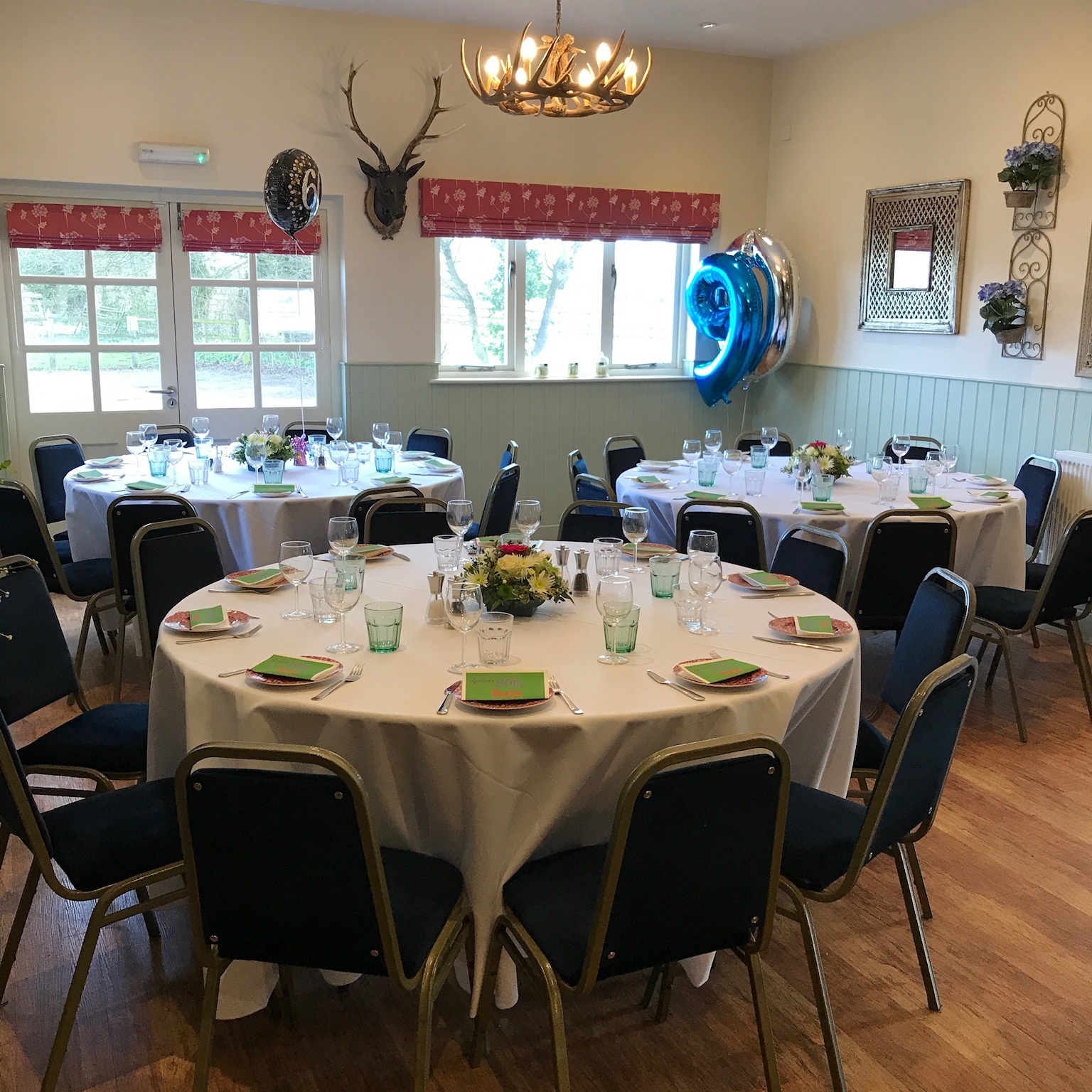 From corporate meetings to intimate dinners we can adapt to you. #venuehire #oxfordshirevenuehire #eventspace #venuehire