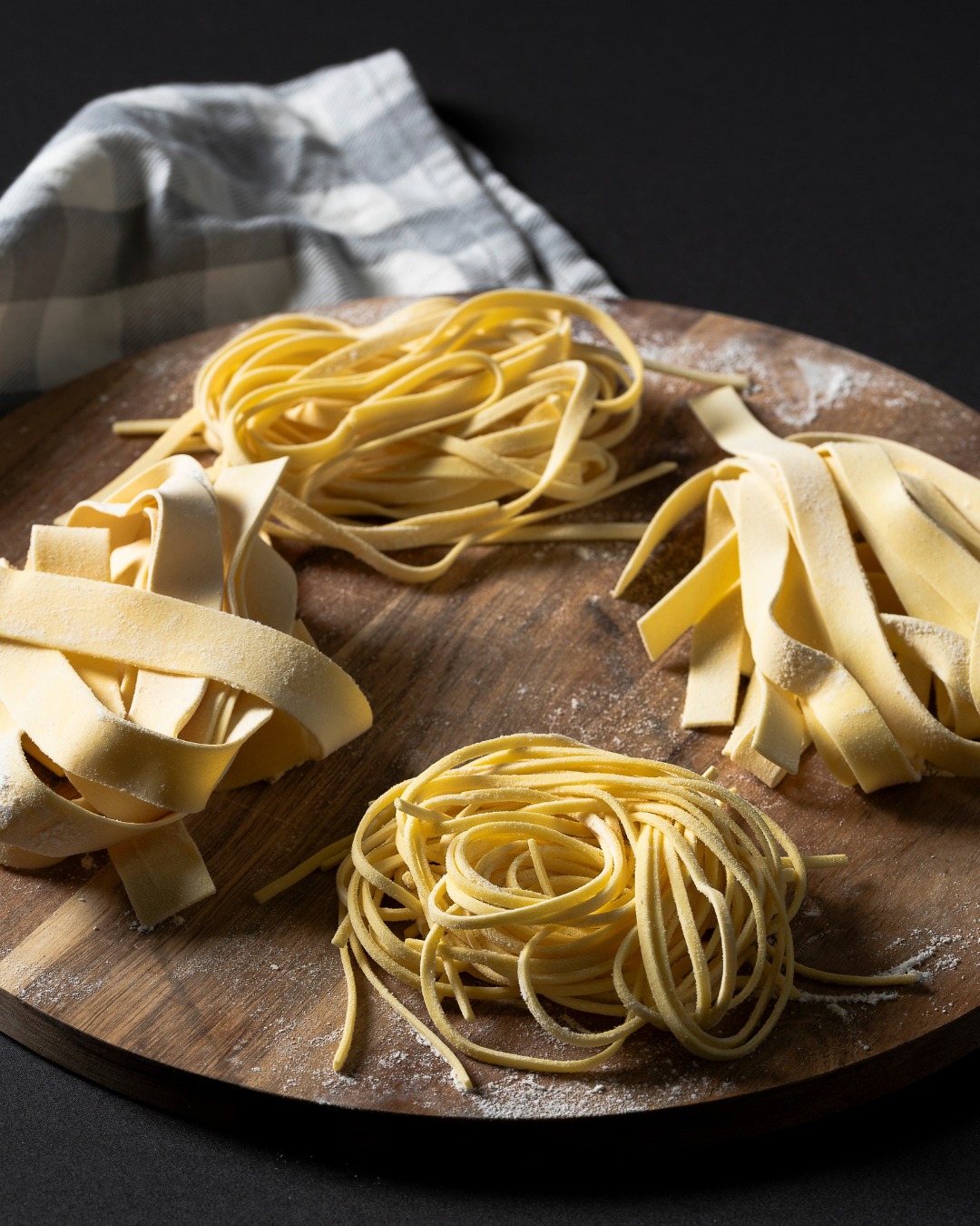 Not all gluten free pasta is created equal.
At The Gluten Free Lab, we don’t just make pasta… we make real pasta, just without the gluten.
The bite.
The texture.
The way it holds the sauce.
This is pasta that brings everyone to the table.
#LongPastaLove
#TwirlYourPasta
#PastaTime
#ComfortFoodAU
#MadeToShare