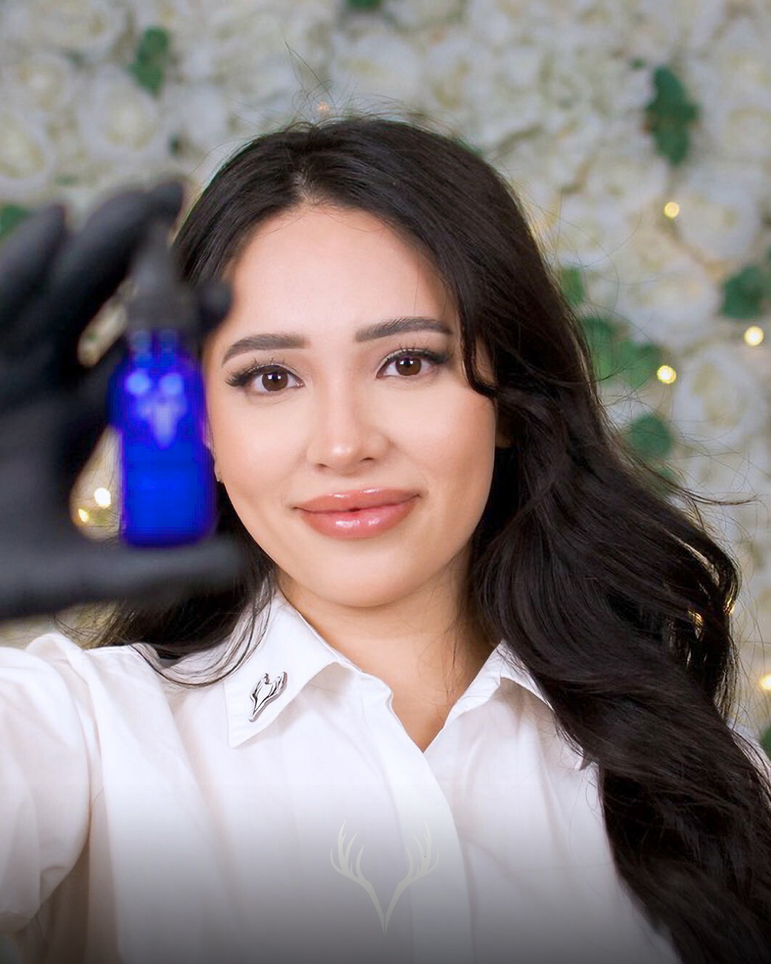 Haut ist nicht gleich Haut – und genau hier kommt Jasmin ins Spiel ✨
Als unsere Circadia Spezialistin versteht sie Haut nicht nur oberflächlich, sondern arbeitet gezielt auf Zellebene – mit durchdachten Behandlungsabläufen, hochwertigen Wirkstoffen und einem klaren Ziel: sichtbare, nachhaltige Hautverbesserung 🧬
Was Jasmin auszeichnet:
Sie kombiniert ihr Fachwissen mit einem geschulten Blick für Details – jede Behandlung wird individuell angepasst, nichts passiert nach „Schema F“ 🤍
Gerade bei Themen wie Akne, empfindlicher Haut, Pigmentverschiebungen oder vorzeitiger Hautalterung ist das entscheidend.
💡 Ihr Fokus liegt nicht auf kurzfristigem Glow – sondern auf echter Hautgesundheit und langfristigen Ergebnissen.
Mit den professionellen Circadia Treatments holen wir das Maximum aus deiner Haut heraus – abgestimmt auf deinen aktuellen Hautzustand und deine Ziele.
✨ Wenn du deine Haut wirklich verstehen und gezielt verbessern möchtest, bist du bei Jasmin genau richtig.
📞 Termine telefonisch oder direkt über unser Online-Buchungstool
#circadia #hautexpertin #kosmetikerin #hautgesundheit #hautverbesserung #aknebehandlung #antiaging #pigmentflecken #skincareexpert #beautybaden #badenbeiwien #kosmetikstudio #beautybarbaden #facialtreatment #skincareroutine #glowingskin