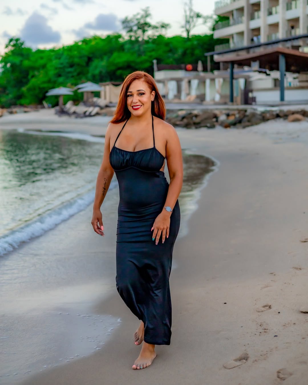 Soft, stunning, and fully in her element. 🌺✨
Every pose, every frame effortless.
Send us a message or click the link in our bio to book your shoot.
#RoyaltonStLucia #SoloPortraits #CaribbeanPhotography #BeachShoot