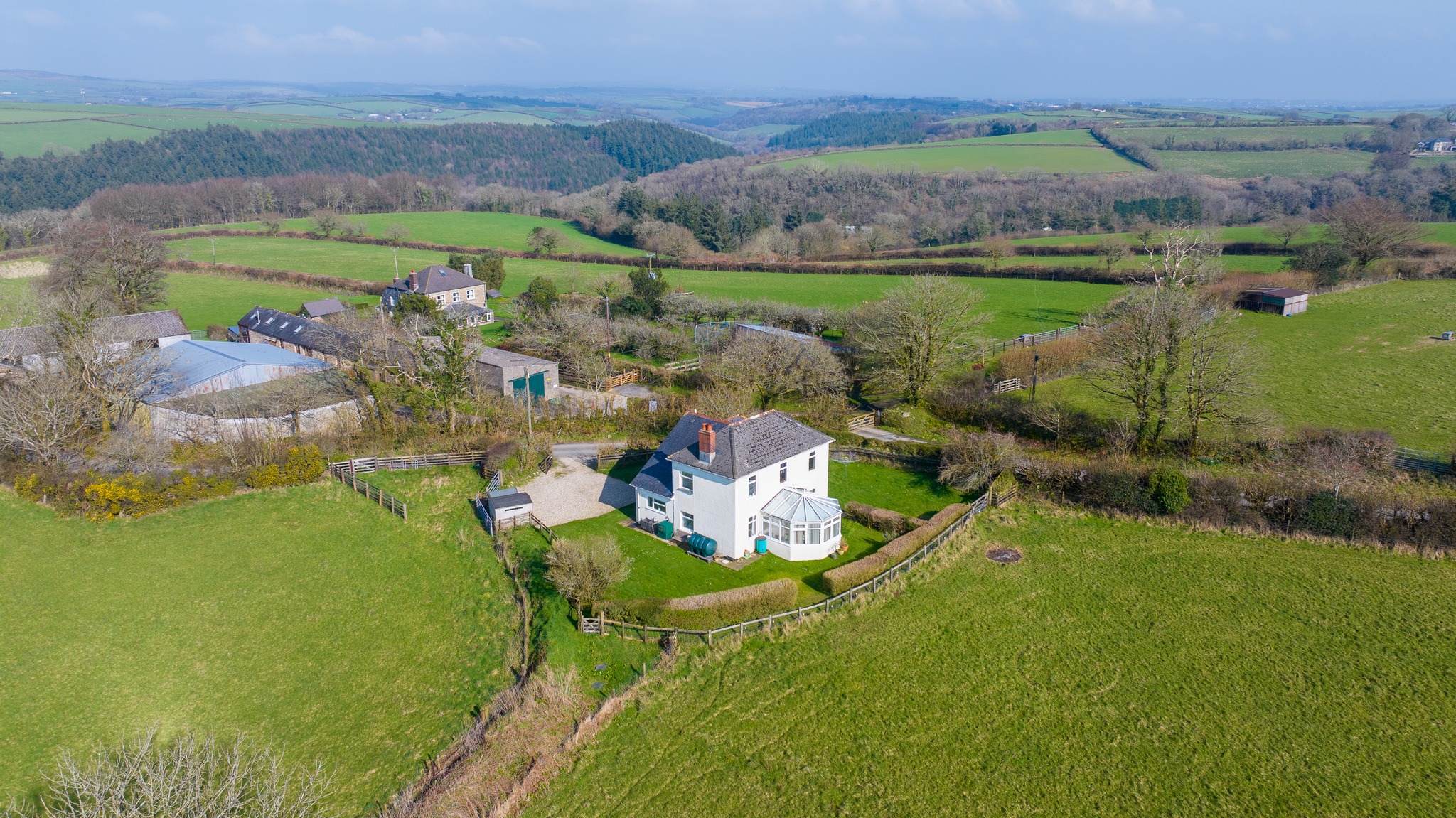 📸 Pleasure to have carried out this stunning aerial shoot earlier this month for a customer in Middle Taphouse, Liskeard.
This delightful 3-bedroom detached property is now coming to market and is beautifully set in the heart of the countryside 🌿
From above, the property really shows off everything it has to offer:
🏡 3 spacious bedrooms
🌳 Large garden
🚗 Parking for multiple vehicles
🌄 Beautiful countryside views
Always a pleasure helping showcase homes from a unique perspective and capturing what makes each property special.
If you're looking to present your property at its very best before going to market, feel free to get in touch for professional drone photography services.
#DronePhotography #PropertyPhotography #AerialPhotography #Liskeard #CornwallProperty #HouseForSale #MiddleTaphouse #RealEstatePhotography #CountrysideHome