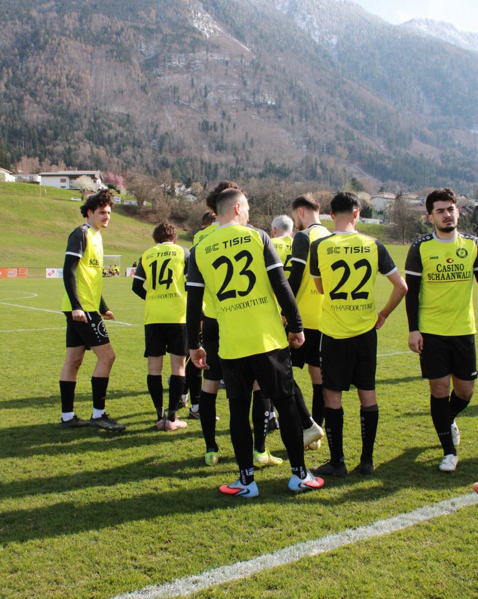 📸 Impressionen vom Spiel 📸
Erster Heimspiel-Sieg nach der Winterpause!
Wir holen uns 3 wichtige Punkte im Kampf um den Aufstieg 💪⚽
Jetzt heißt es: Fokus auf das nächste Wochenende in Altach setzen! 💛🖤
