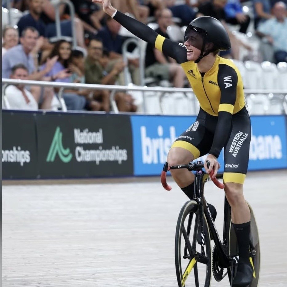National Track Championships Review (Part One)
Cooper Dunlop
U19 Men
1st - Keirin - 🥇 National Champion
4th - 1km Time Trial
5th - Elimination Race
10th - Points Race
13th - Individual Pursuit
17th - Scratch Race
A good week of racing in Brisbane for Cooper as a bottom aged u19, picking up a gold medal in the Keirin 👏.
Cooper also achieved PBs across all events - great work Coops!!
@coops.dunlop
@dawson_coaching
@peeldistrictcc
@auscyclingaus