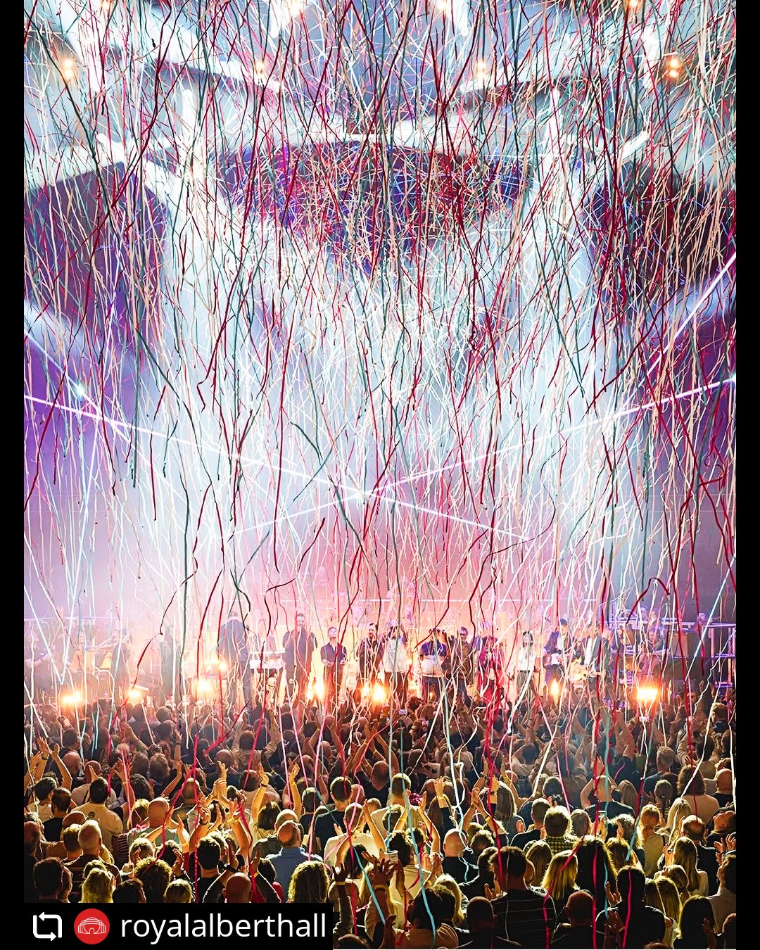 Back making a mess at the iconic Royal Albert Hall ...🎉
We supplied a HUGE Streamer shot for Alex James' Britpop Classical.
@magicfxofficial Powershots & Electric Cannons filled the venue with colour in one big hit!
Reposts - @royalalberthall @tomtrick_ @alexjameshq
#britpop #royalalberthall #specialeffects