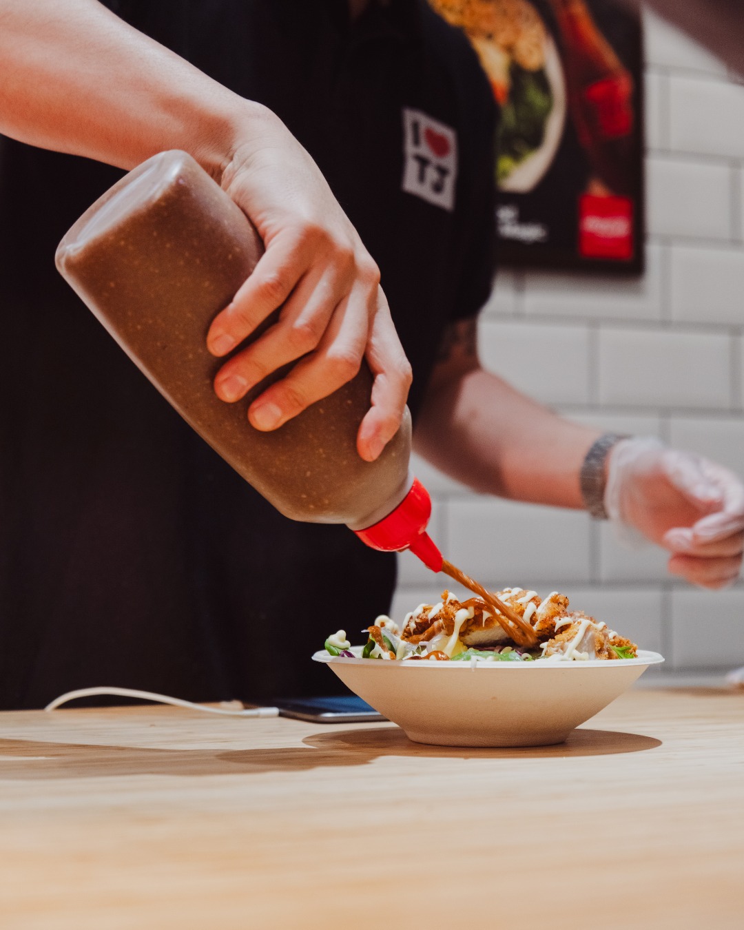 Lunch made fresh at King Sushi 🍣��
From classic rolls to flavour-packed bowls, it’s the perfect stop for a quick bite at 18 Willis.��
#18WillisSt #EatUp18Willis