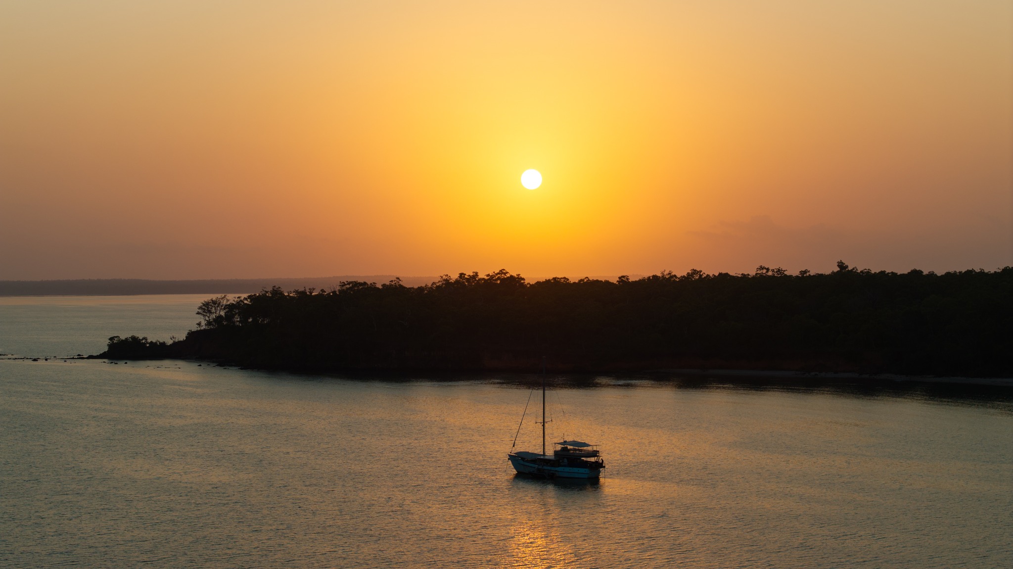 TWO MORE DAYS!!!!
We can’t wait for you to come aboard and discover some new Top End flavours on our menu, meet our 2026 crew (with a few ol' favourites). But of course, it’s still the same beloved boat we all know and love - Cape Adieu she's calling you!