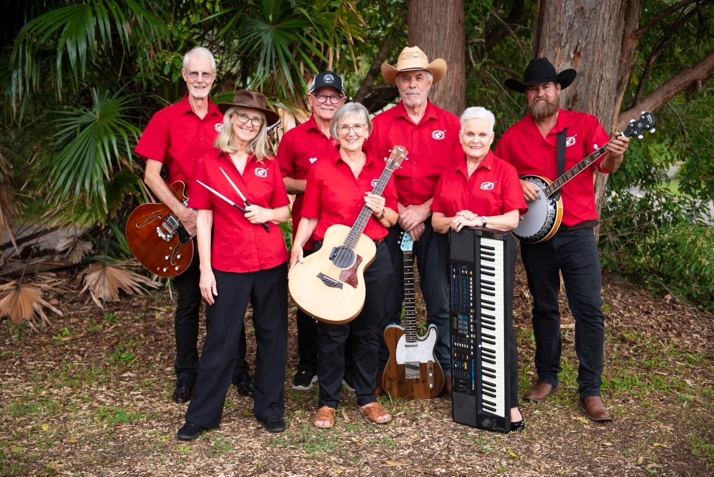 What’s happening - TODAY?
✅ LIVE MUSIC with our ACMA Yandina Country Music Band
✅ LOCAL TALENT: Walk-up artists kicking things off
✅ GUEST ARTIST: HAMMER will be entertaining the crowd. Following his stellar performance a few months back, we know he’s going to bring the house down with two high-energy sets after lunch
✅ FOOD: Our famous sausage sizzle (shoutout to Mt Ninderry Meats!)
✅ DRINKS: Mid-strength beer and wine available at the bar. Complimentary coffee, tea, and biscuits
✅ RAFFLES: Win some legendary meat platters and fruit baskets!
⸻
The Details:
📅 Date: TODAY – Sunday, 29 March
📍 Location: ACMA Yandina, 24 Steggalls Rd
⏰ Time: Doors open at 9:30 am for an 11:00 am kick-off
💃 Bring: Your dancing shoes and your mates!
🎫 Admission: $10 for members and $15 for non-members. You can join on the day.
⸻
Come say g’day to our President Josh and the team!
#Yandina #SunshineCoastEvents #LiveMusicHinterland #CowboyRock #ACMA #SupportLocal #countrymusic #countrymusicians #countrymusiciansofinstagram