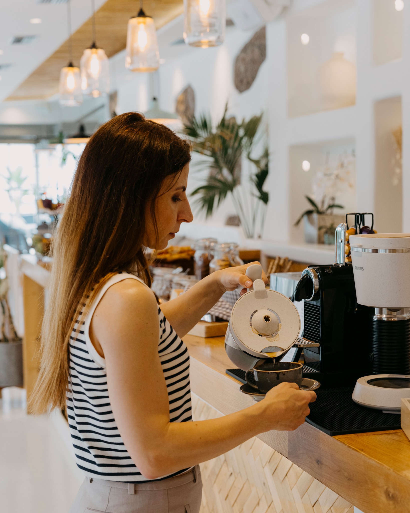 Every morning at Arcade Hotel starts with… coffee.☕
A cup of coffee, lots of coffee, and then you can go back to your room for even more coffee.
We welcome everyone, and especially coffee lovers ❣
Arcade Hotel in Athens is created by travellers, for travellers!
#athenshotels #athensgreece