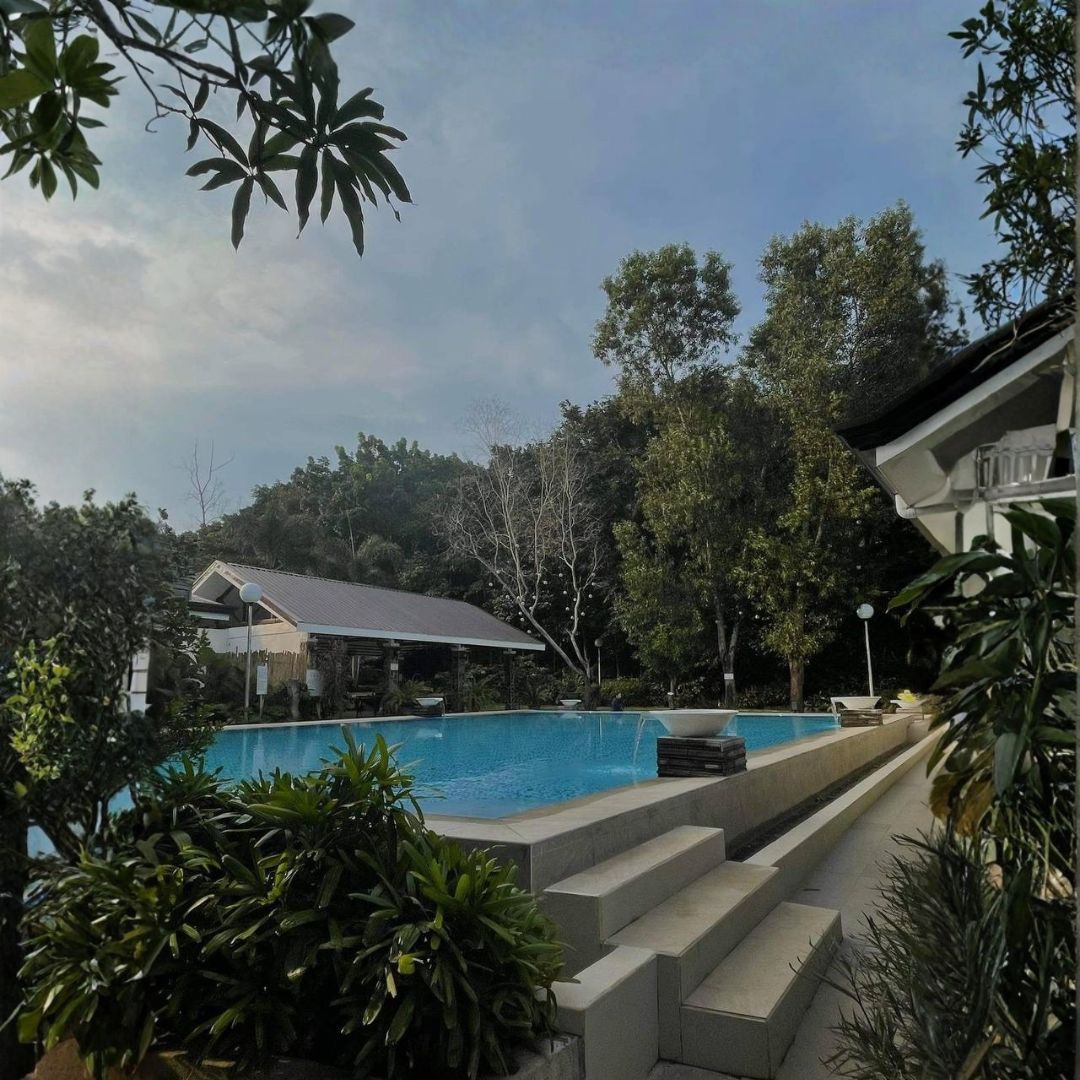 Something special is happening this Holy Week…
Take time to pause, reflect, and reconnect. 🙏💜
And look out for exciting events waiting for you at The Purple Farm 🌿
💬Send us a message on Facebook Messenger or Instagram
📞Contact us on Viber: 0998-582-7831
📍Purok 3 Liaban, Brgy. Colo, Dinalupihan, Bataan
#HolyWeek2026 #ThePurpleFarm #StaycationPH #PeacefulEscape #FamilyTime #HolyWeekPH #RelaxAndRecharge