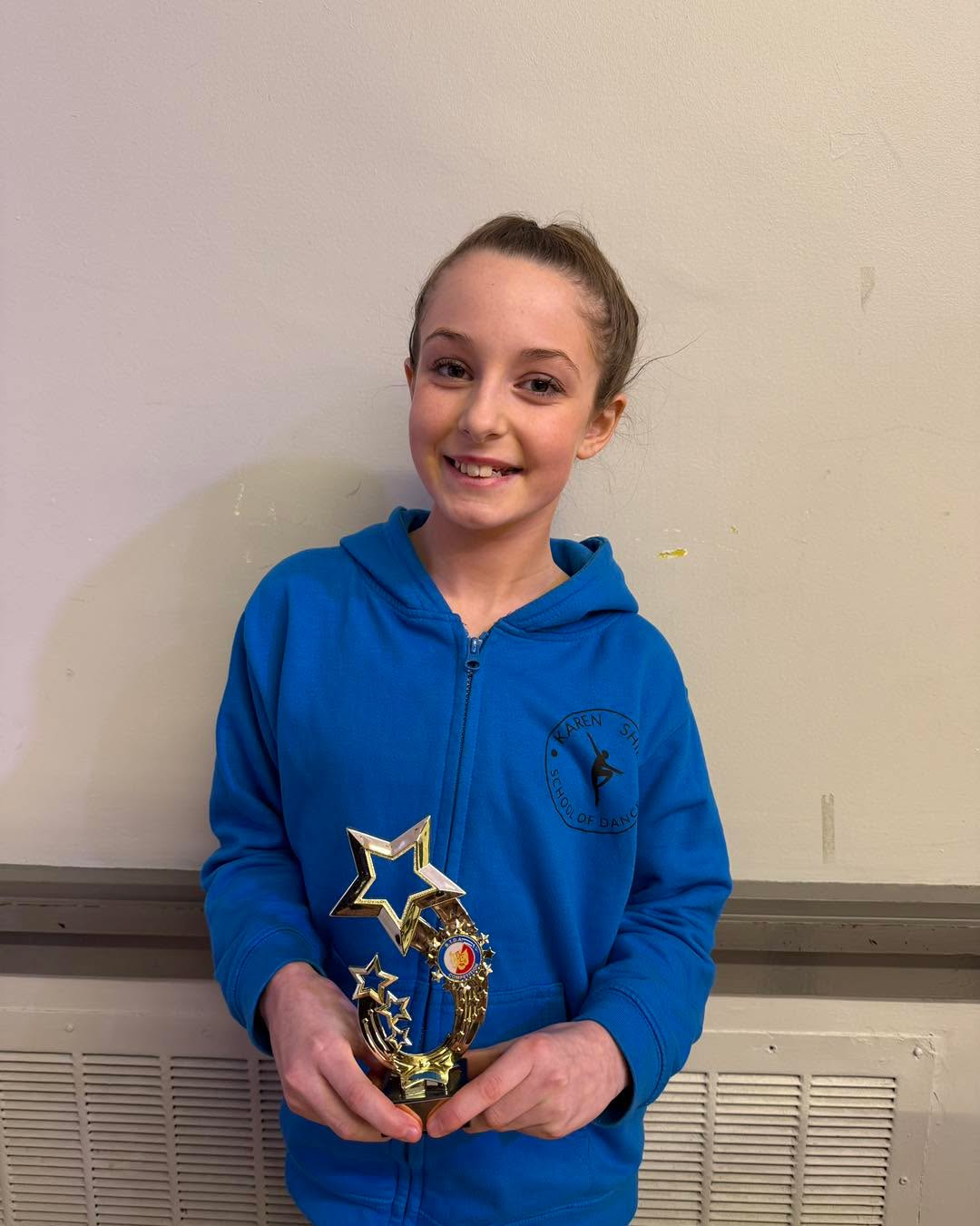 What a lovely weekend we have had at the BTDA north east area competition. Topped off with Bella being awarded the judges most promising award, well done.
Well done to all our dancers super proud of you all. It’s been a pleasure to watch you.
