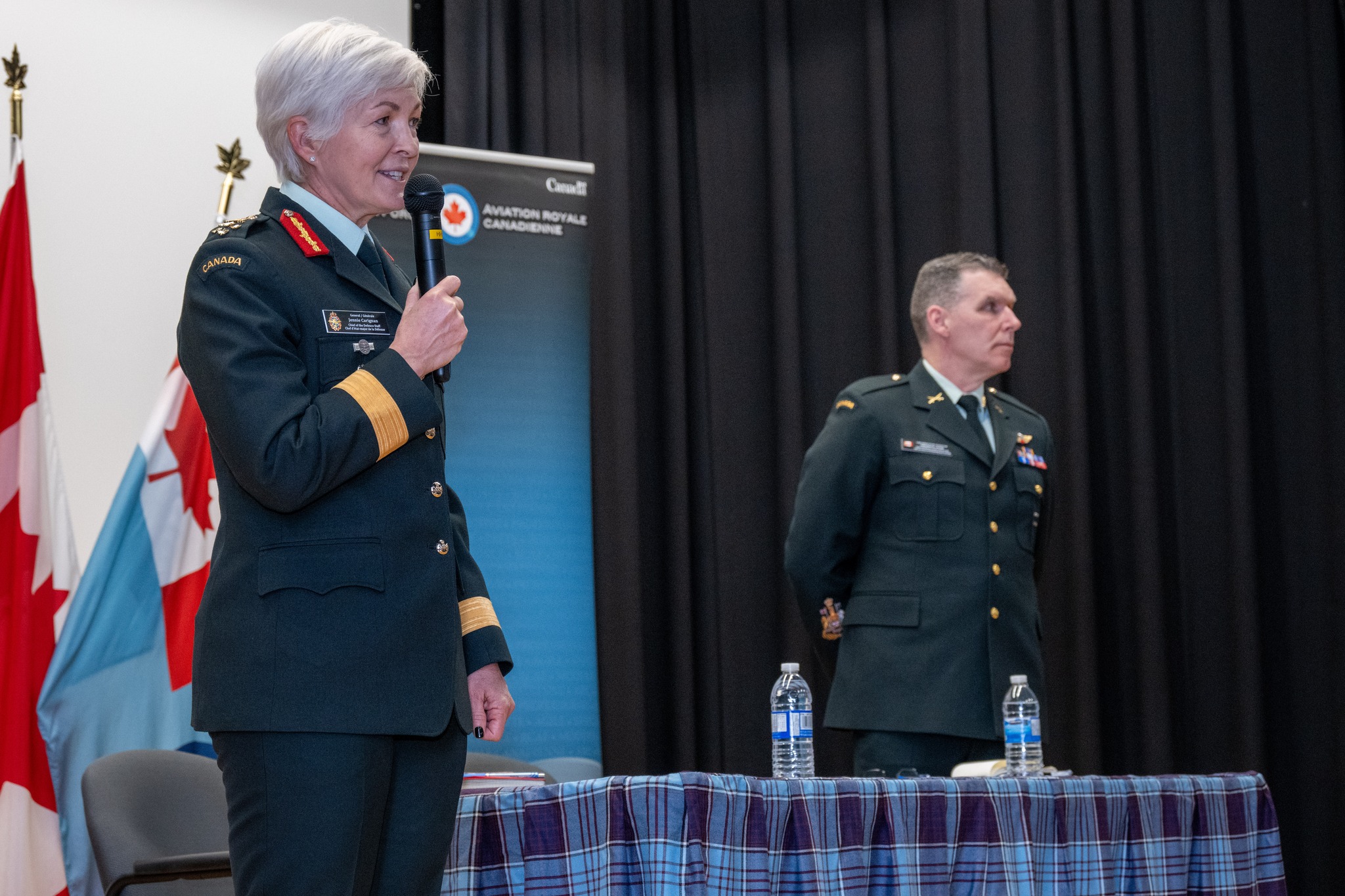 The Chief of the Defence Staff, General Jennie Carignan visited CFB Winnipeg on Wednesday, March 25th, 2026.
______
La chef d'état-major de la Défense, la Générale Jennie Carignan, s'est rendue à la BFC Winnipeg le mercredi 25 mars 2026.