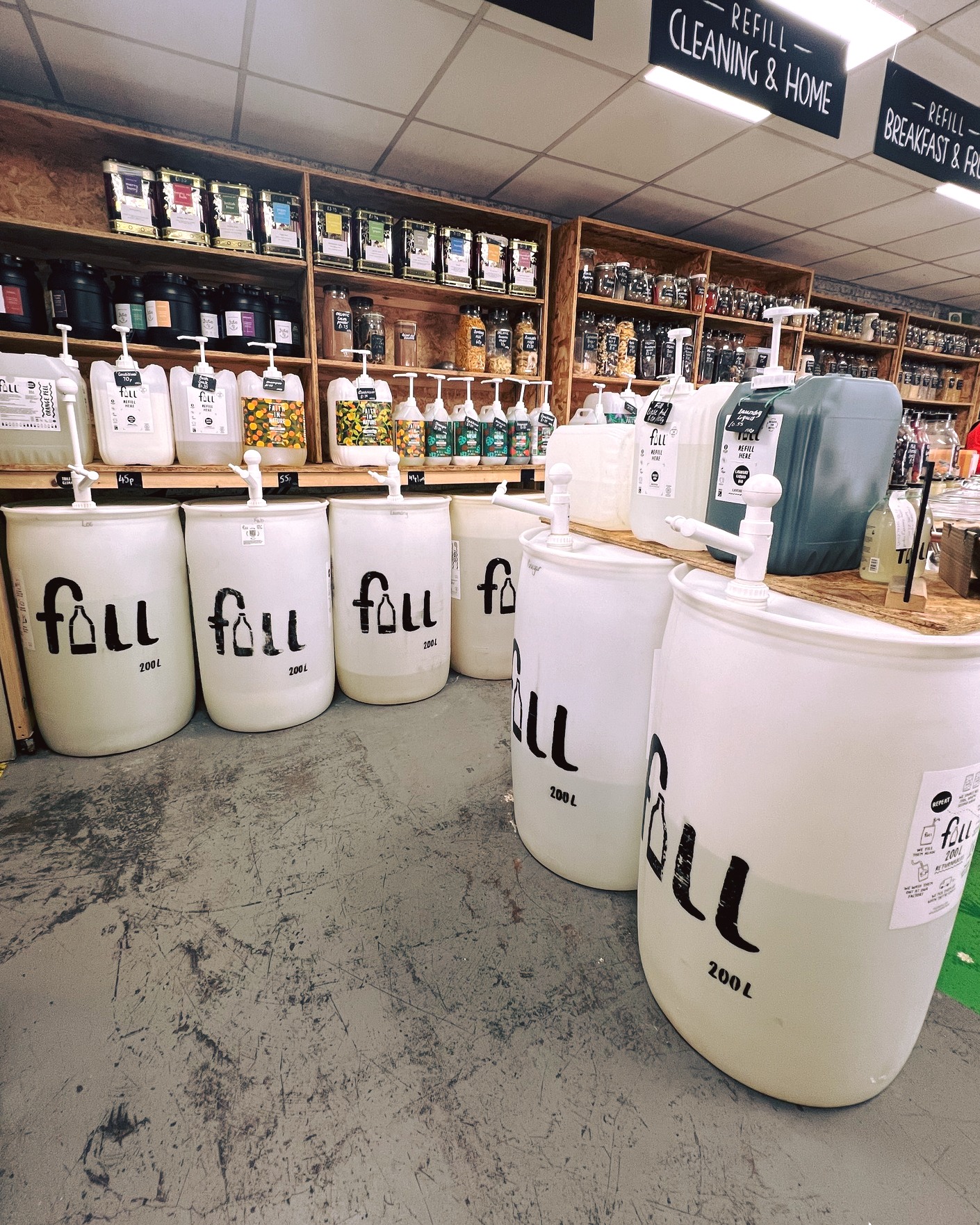 @fill_co have developed a range of wonderful totally zero waste, plastic-free, vegan, natural and cruelty free products, and they're local to Market Harborough too!⠀
They're fully circular, which means they take back empties, wash and refill.
We've got to know them, and their products well, which means we can help you to choose the best one for you.
