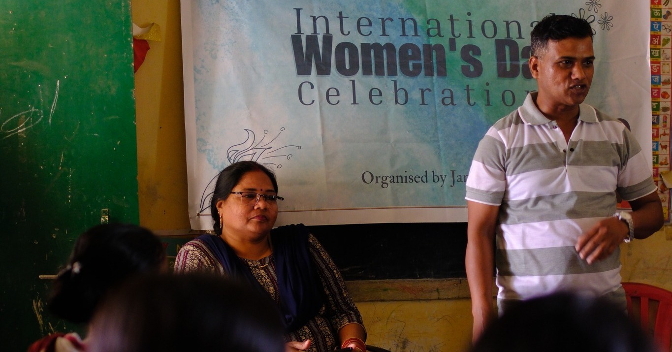 Celebrating Women’s Day at our Malesemau community
A day filled with fun, games, and meaningful moments. Guests shared their experiences and encouraged the women, and beautiful sarees were generously donated and gifted — making the celebration even more special.
#JanPragati #WomensDay #Malesemau #CommunityDevelopment #WomenEmpowerment #Grateful #NonProfit #TogetherWeGrow