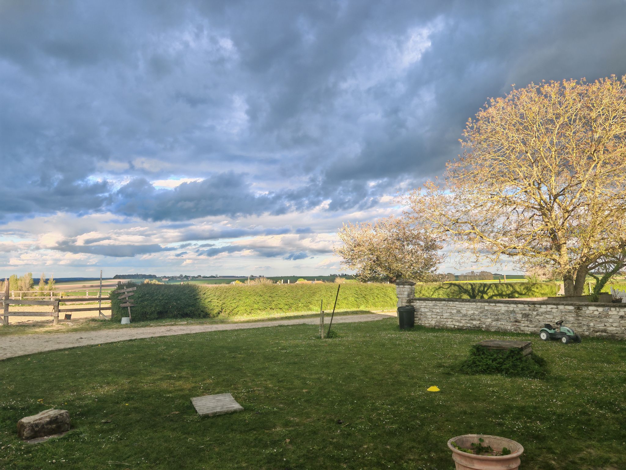 LES CRINS DE DERCE poney club