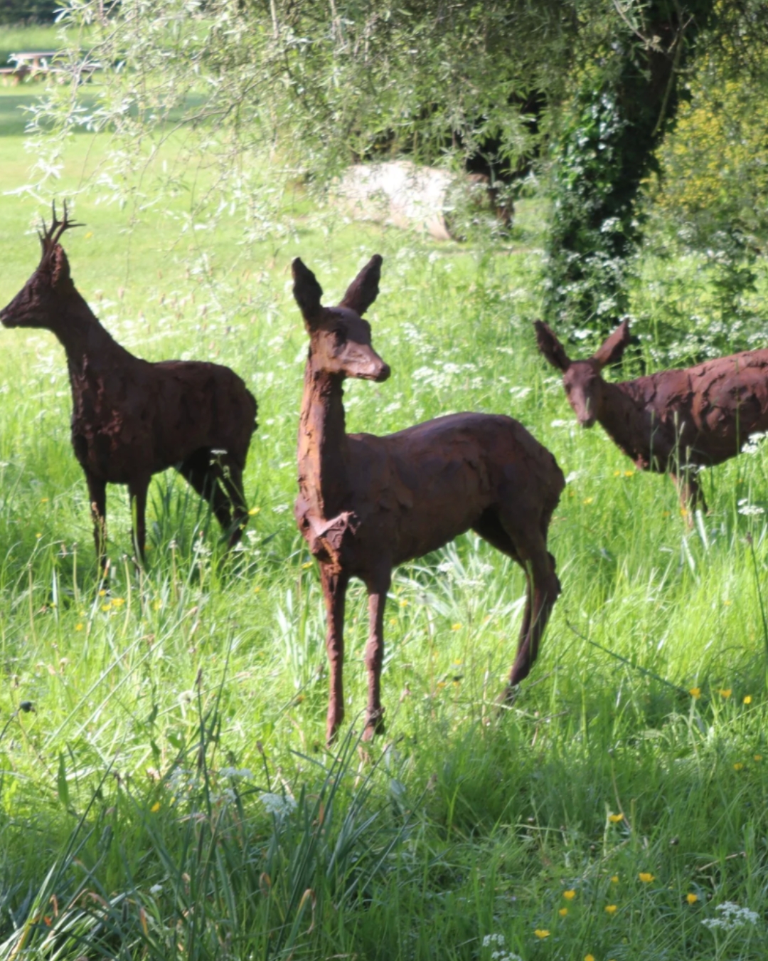 The Cookham Festival Sculpture Garden is back at Odney! 🗿
🗓️ 2 - 17 May 2026
🏷️ Free entry for JLP Partners and Odney Members
This carefully curated event brings together the work of 30 sculptors who work in a variety of styles, both contemporary and traditional. Most of the works on display will be available to purchase 🌿
In addition to the sculptures there will be a wonderful exhibition of paintings and prints to be enjoyed 🎨