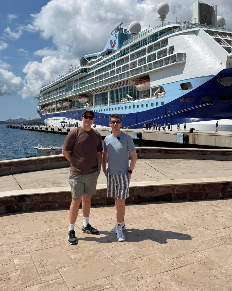 We’re in Bodrum! 🇹🇷☀️ Marella Discovery is Docked and we are ready to explore. One of the BEST things here is the port is right in walking distance. No stress, just straight off the ship and into the heart of Bodrum.
Have you been to Turkey on a cruise? Let us know
#MarellaCruises #MarellaDiscovery #Bodrum #TomAndDomTravel #GrecianDiscovery