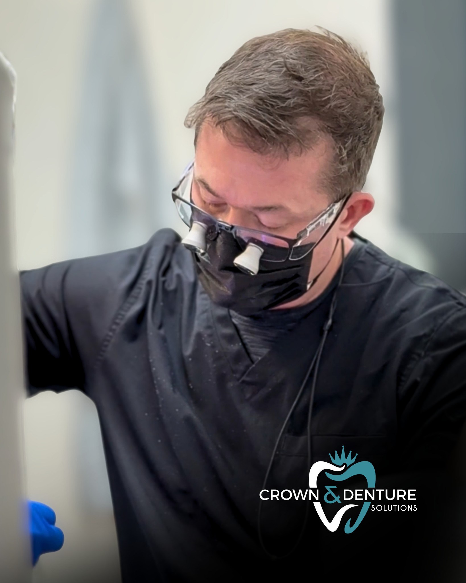 Behind every confident smile is a doctor who truly cares 🦷
Dr. Haygood is known not just for his expertise, but for how he shows up for his patients. He takes the time to listen, understand what you’re going through, and make sure your treatment feels right from start to finish.
Because replacing teeth isn’t just about how your smile looks. It’s about how you feel when you eat, speak, laugh, and walk into a room with confidence again.
📞 Call 318-232-4404 to schedule your visit and get your free X-ray & exam on your first visit
#DenturesBossierCity #SnapInDentures #DentalImplantsBossierCity #SmileWithConfidence #AffordableDentures