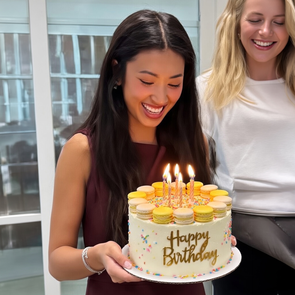 We love seeing how our treats make their way to your biggest milestones! This gorgeous birthday cake is topped with our Pineapple French Macarons, adding a bright, tropical touch to the celebration. 🍍 The birthday girl's smile says it all! ✨ Here's to another wonderful year!