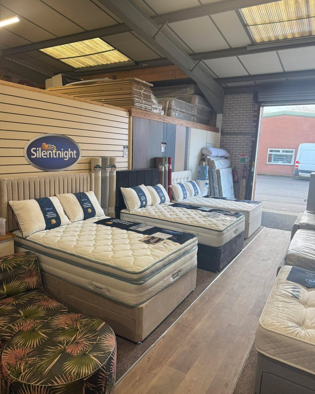 Bank holiday saturday we will be closing at 1.30
We are open from 8.30 in the morning
Many thanks
Team stafford carpets