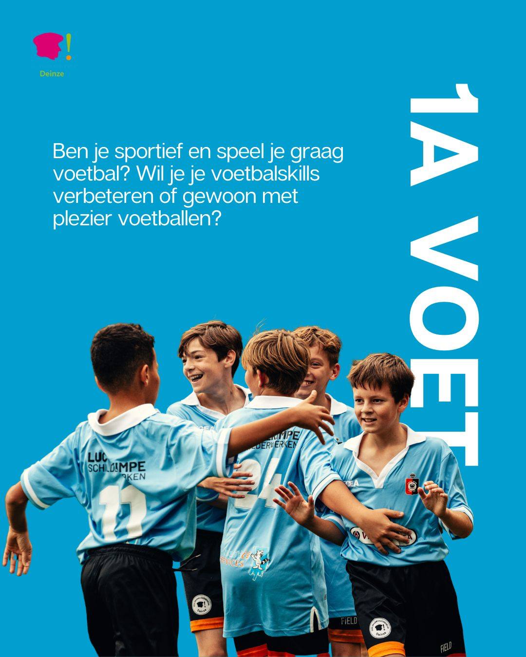 𝗥𝗶𝗰𝗵𝘁𝗶𝗻𝗴 𝗶𝗻 𝗱𝗲 𝗸𝗶𝗷𝗸𝗲𝗿: 𝟭𝗔 𝗩𝗢𝗘𝗧 ⚽
Ben jij sportief en gek op voetbal? Wil je je skills verbeteren of gewoon met veel plezier bezig zijn met voetbal? Dan is onze voetbalwerking echt iets voor jou!
👉🏻 In het eerste jaar kies je voor 1VOET
👉🏼 Vanaf het tweede jaar combineerbaar met elke studierichting
👉🏽 Je krijgt 2 tot 4 uur voetbal per week
👉🏿 Trainingen door gediplomeerde coaches met ervaring op topniveau
🚀 Nieuw vanaf volgend schooljaar: wij zijn een officiële 𝗘𝗱𝘂𝗳𝗼𝗼𝘁-𝘀𝗰𝗵𝗼𝗼𝗹!
Binnen het Edufoot-traject krijgen leerlingen de kans om erkende kwalificaties te behalen:
- in de 2e graad kan je een 𝘀𝗰𝗵𝗲𝗶𝗱𝘀𝗿𝗲𝗰𝗵𝘁𝗲𝗿𝘀𝗼𝗽𝗹𝗲𝗶𝗱𝗶𝗻𝗴 volgen
- in de 3e graad kan je het 𝗦𝘁𝗮𝗿𝘁 𝟮 𝗖𝗼𝗮𝗰𝗵𝗱𝗶𝗽𝗹𝗼𝗺𝗮 behalen
👥 Voor iedereen toegankelijk
Niet je niveau, maar je inzet, motivatie en attitude tellen. We trainen in verschillende niveaugroepen zodat iedereen kan groeien op zijn/haar tempo.
De focus ligt op:
✔️ technische ontwikkeling
✔️ spelinzicht en besluitvorming
✔️ samenwerken en verantwoordelijkheid
✔️ Veel spelvormen (leren door te spelen!)