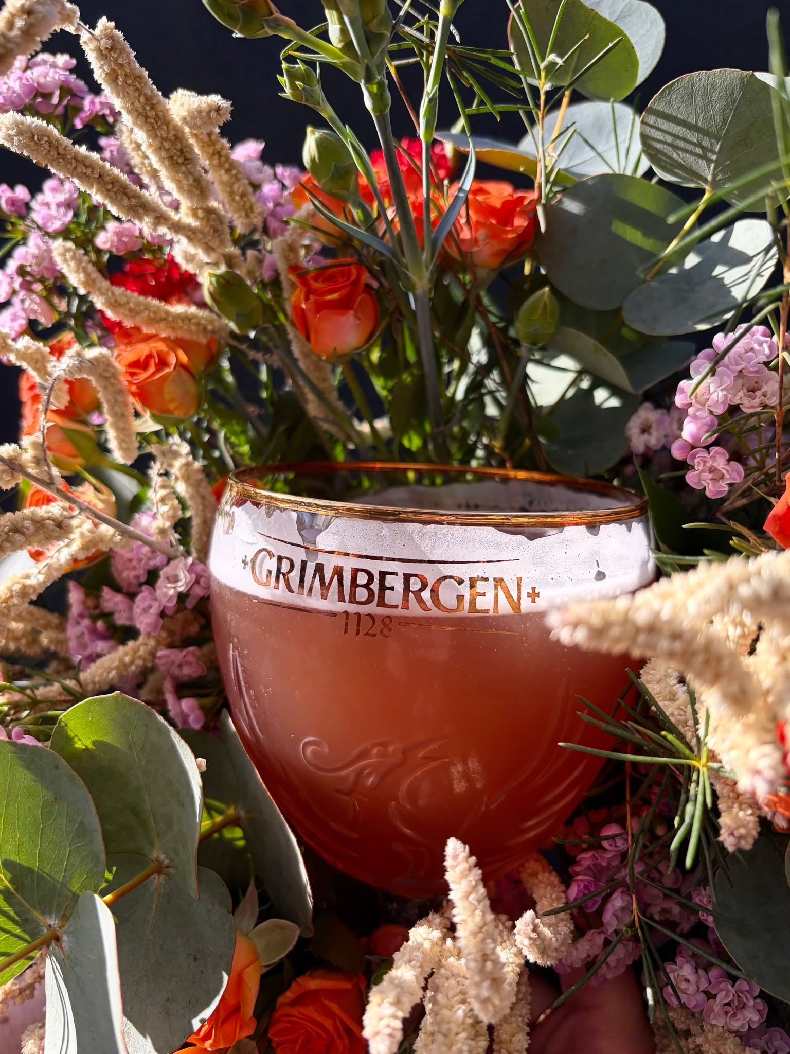 🌸 Elle est de retour… et on sait que vous l’attendiez !
La Grimbergen de printemps débarque au Piccolo, fraîche, légère et parfaite pour la saison. Sublimée par un bouquet champêtre signé par nos copains de chez Acanthus, elle se dévoile plus belle que jamais.
Prêts à succomber ? 🍻
🍽 Cuisine familiale
📍 434 Rte de Toulouse, Bègles
⏱ Ouvert du mardi au vendredi midi et soir
le samedi uniquement le midi
L’abus d’alcool est dangereux pour la santé. À consommer avec modération.
#Bordeauxmaville
#Begles #quoifaireabordeaux
#bordeauxfood #bordeauxtopfood
#bordeauxresto
#bonnesadressebordeaux
#oumangerbordeaux
#Piccolo #piccolorestaurant