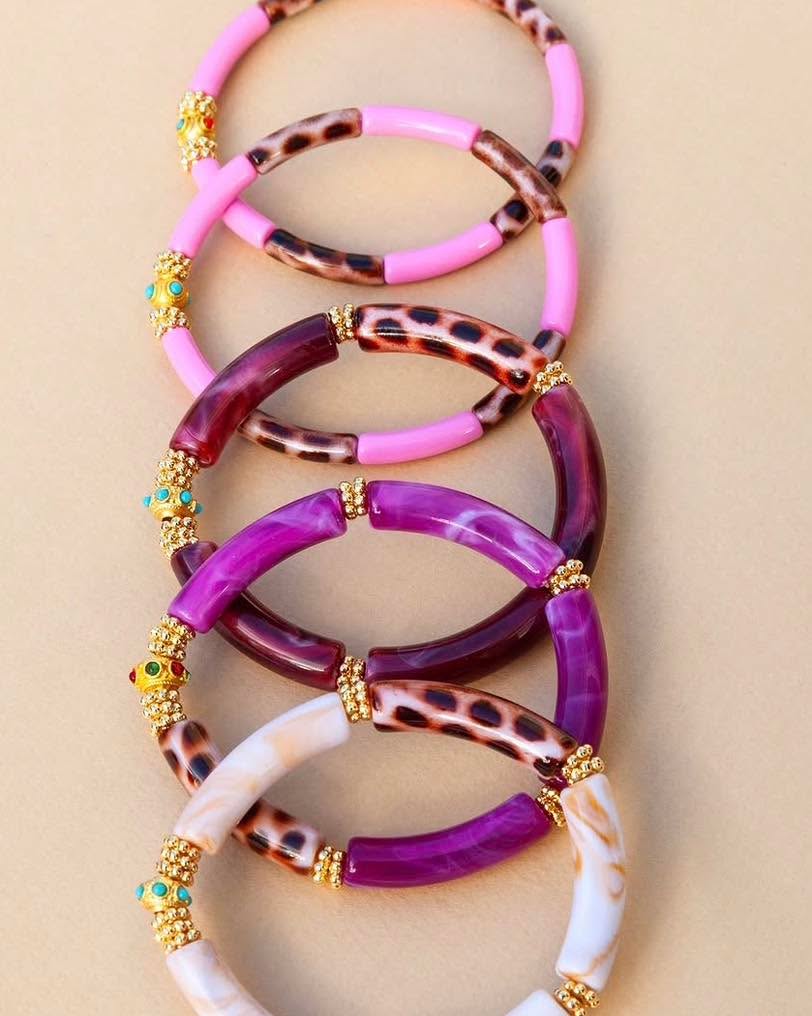 🌴BIKINIS BOUTIQUE 🌴
Une touche de Burgundy, Prune, figue ou bordeaux… peut importe comme on l’appelle… tout de suite ça maquille le teint.
https://www.bikinisboutique.fr/product-page/robe-dalmatien-universel
Robe 145€
https://www.bikinisboutique.fr/product-page/chemise-dalmatien-universel
Chemise 145€
https://www.bikinisboutique.fr/product-page/blazer-bordeaux-repeat-cashmere
Veste 215€
https://www.bikinisboutique.fr/product-page/petit-talisman-fluorite-rose-rahkime
Rahkime 120€
https://www.bikinisboutique.fr/product-page/sabot-yale-youyou
Sabot 210€
https://www.bikinisboutique.fr/product-page/bracelet-large-juhu
Bracelet 32€
✖️Ouvert✖️7/7
Tous les jours 🌻
➿10h-12h30/ 14h30-18h30***
➰➰➰➰➰➰➰
Lundi 14h-18h ✨✨
VENTE A DISTANCE ! 7/7
🛍️🛍️🛍️🛍️
🖥️ Retrouvez tout sur notre site internet :
Il reste ouvert 7/7
✨✨
https://www.bikinisboutique.fr/
✨✨✨✨
🛍️🛍️🛍️🛍️
✨✨✨✨✨
📞 0467013133
⛳️ le cap d’Agde .
🚚 📦 Expédition 🌍
🚚 🚚 n’oubliez pas le service VAD
Posez nous vos questions !
Paiement à distance 💳
Paiement x3 & PayPal 💰
Rdv FaceTime possible. 🌵
➰➰➰➰➰➰➰
#fahionboutique#portducapdagde
Languedocroussillon#mode#conceptstore.#placedelarbre✨