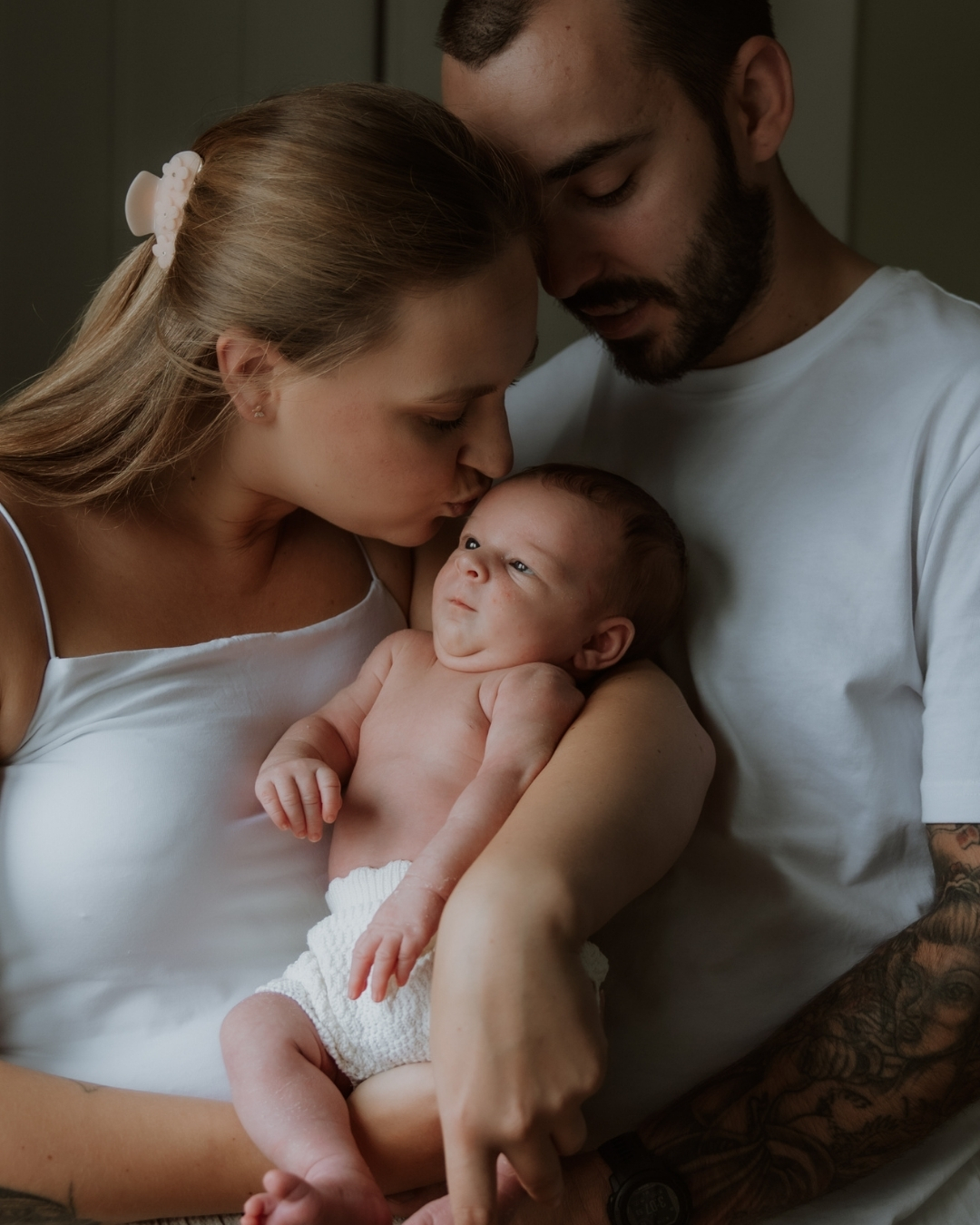 Those early days in the nursery which just melt my heart. Swipe for big brother sneaking in the last slide ❤️
Book a session via the link in my bio.
*booking dates can be changed after booking, you will be sent a questionnaire automatically after you have booked where we can tailor all the details of your session to suit you.
#HastingsMums #HastingsFamilyPhotographer #newbornsession #hastingsfamilyphotographer