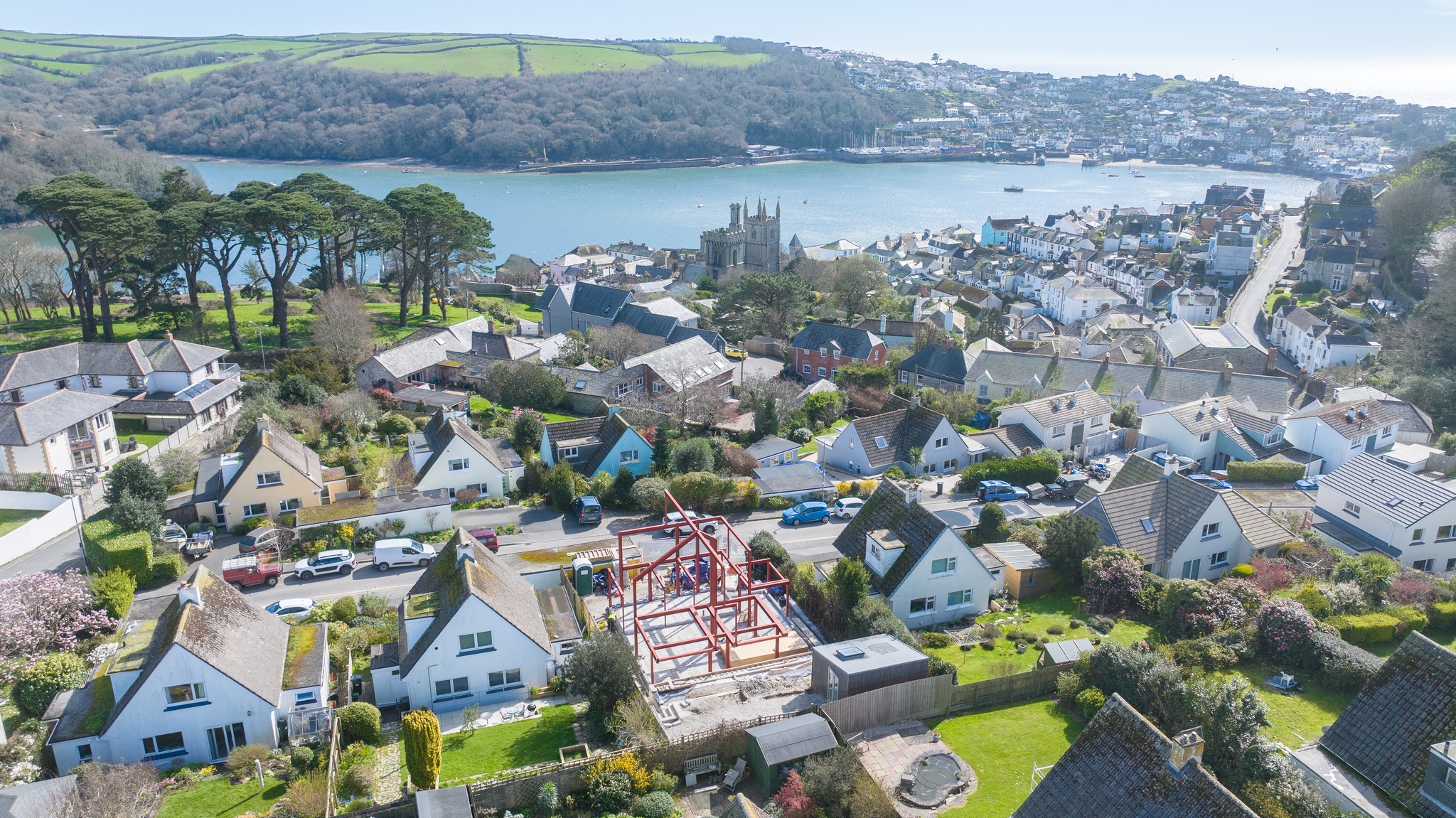 🚧 SITE VISIT UPDATE - FOWEY 🚧
Latest progress update from this fantastic build in Fowey 📸🏗️
The steel framework is now up, and the project is really starting to take shape. Next up, the external walls will soon begin going up, which is always an exciting stage to see.
This is going to be a stunning property once completed, with incredible views looking towards the Fowey River - absolutely wow. 🌊✨
Looking forward to following this one as it progresses.
#Fowey #ConstructionUpdate #SiteVisit #PropertyBuild #DronePhotography #BuildProgress #CornwallBuilder