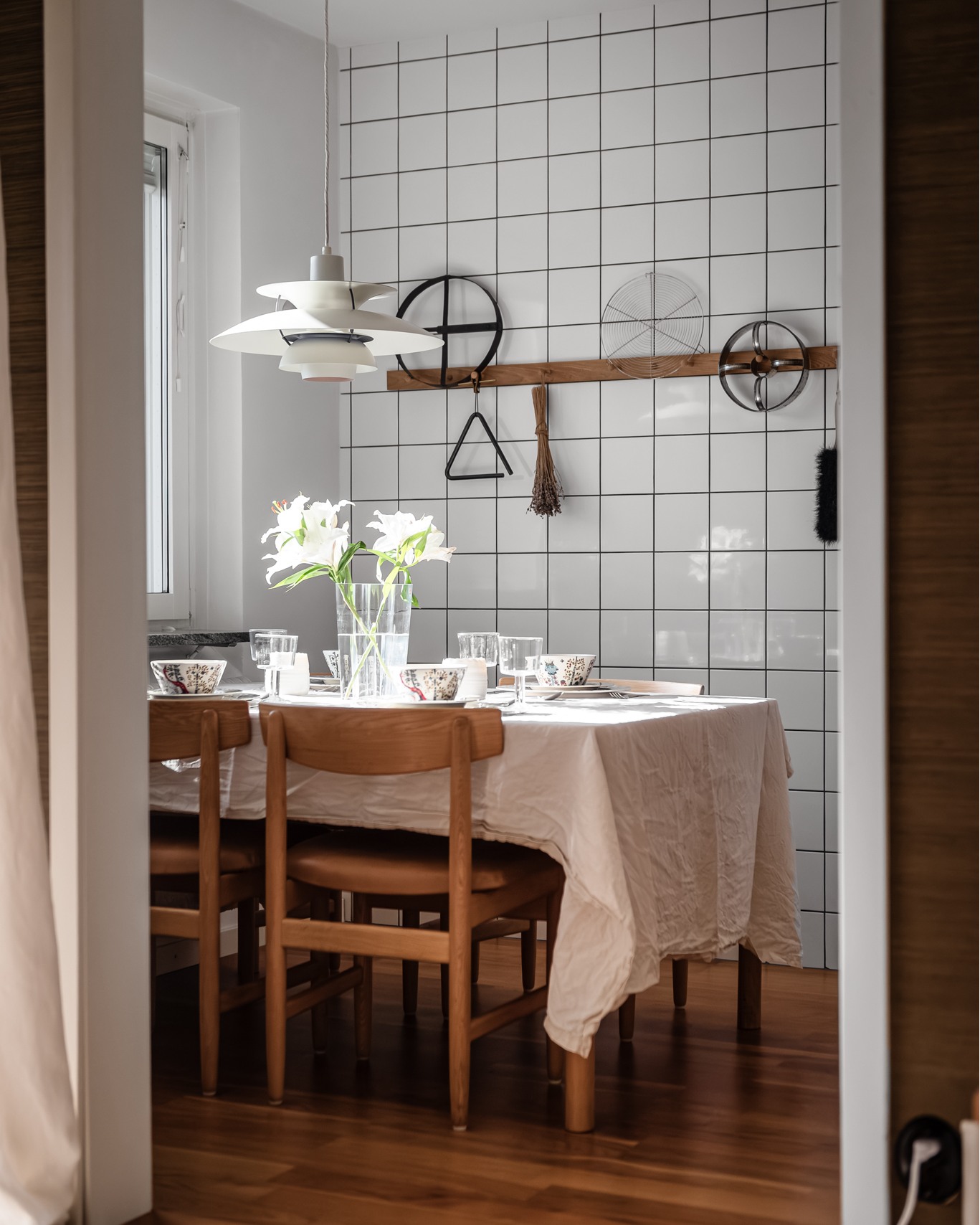 Tallparksvägen, Umeå.
Fotad av @bildfab
Redigerad av @chimli.se
För @mohvwithjohanna @mohviumea
#bostadsfotograf #umeå #mäklarfotograf #interiorphotography #retusch #fastighetsfoto #interiordesign #scandinavianinterior #inredningsinspiration #homedecor #drömhem #interiorinspo #nordichome #interiörfoto #interiör #inredningsdetaljer #homestyling #interiordetails #homeinspo #realestatephotography #bostadsfotografumeå #norrland #fastighetsfotograf #inredningsdesign #heminredning