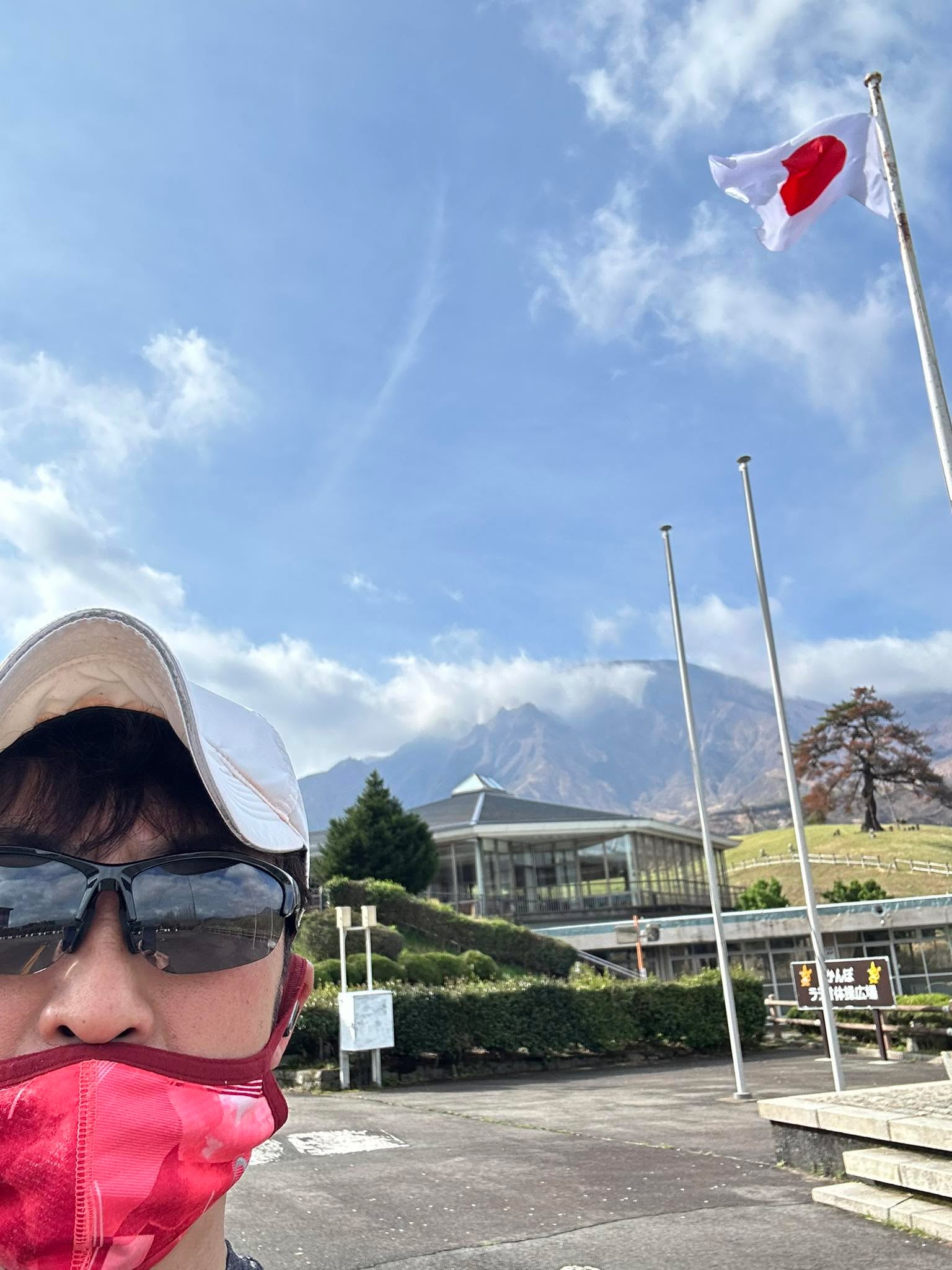 雨上がりのASO
朝ランニングからスタートです