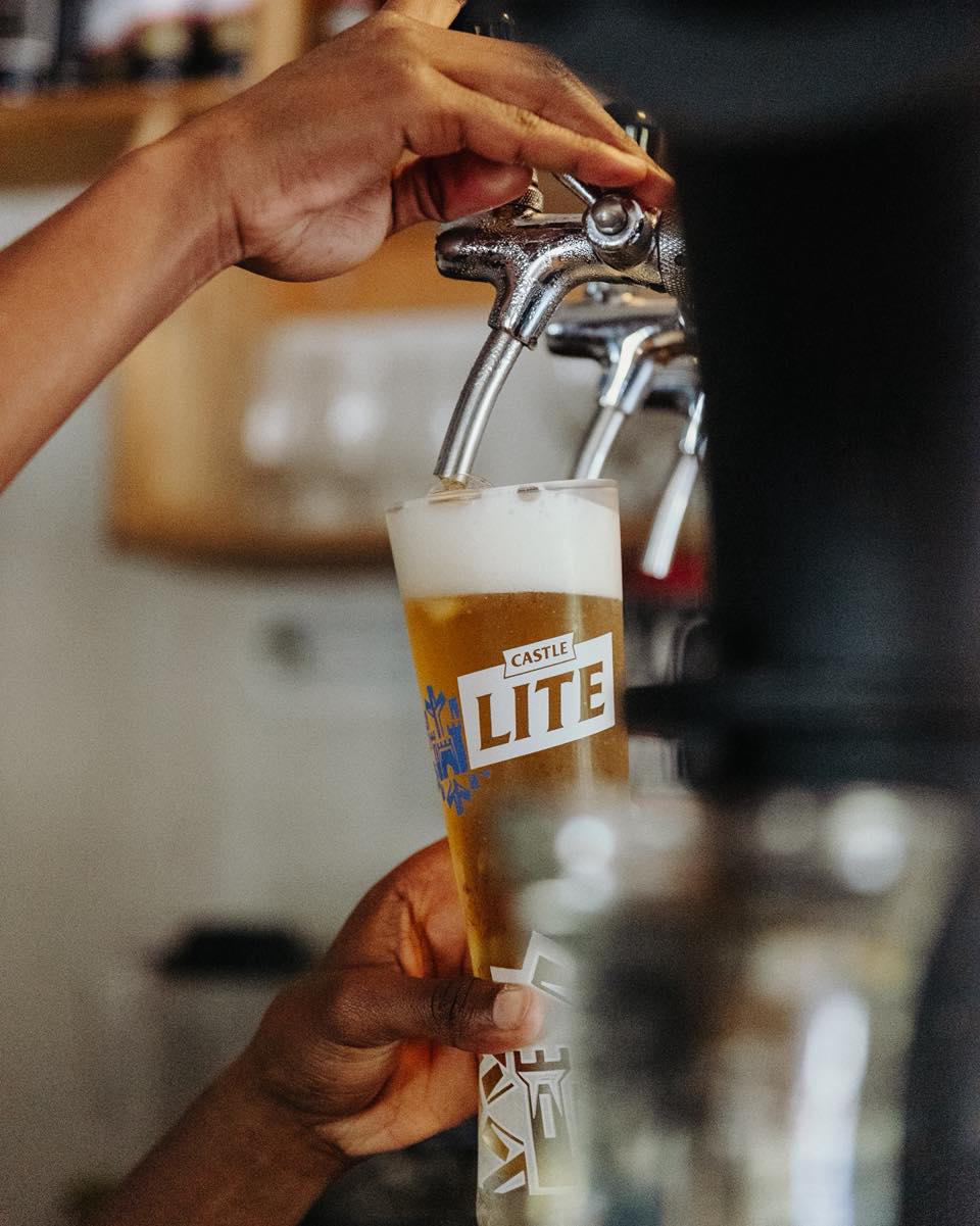 ๐๐ญโ๐ฌ ๐๐๐๐ง๐๐ฌ๐๐๐ฒโฆ ๐๐ง๐ ๐ฒ๐จ๐ฎ ๐ค๐ง๐จ๐ฐ ๐ฐ๐ก๐๐ญ ๐ญ๐ก๐๐ญ ๐ฆ๐๐๐ง๐ฌ ๐ป
That midweek catch-up with the crew is calling, cold ones pouring, stories flowing, and just the right break to get you through the week.
And itโs Open Mic Night, so whether youโre keen to jump up or just vibe it out, the stage is yours.