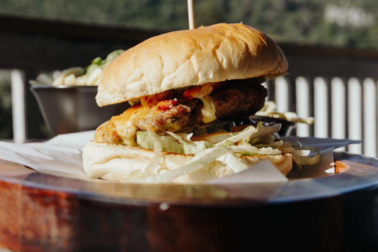 ๐๐ฎ๐ซ ๐๐ฎ๐ซ๐ ๐๐๐๐ ๐๐ฎ๐ซ๐ ๐๐ซ ๐ข๐ฌ ๐๐๐ฅ๐ฅ๐ข๐ง๐ ๐ฒ๐จ๐ฎ๐ซ ๐ง๐๐ฆ๐โฆ๐ฃ๐ฎ๐ข๐๐ฒ, ๐ญ๐๐ฌ๐ญ๐ฒ, ๐๐ง๐ ๐๐ฑ๐๐๐ญ๐ฅ๐ฒ ๐ฐ๐ก๐๐ญ ๐ฒ๐จ๐ฎโ๐ฏ๐ ๐๐๐๐ง ๐๐ซ๐๐ฏ๐ข๐ง๐ ๐๐ฅ๐ฅ ๐ฐ๐๐๐ค. ๐
Pull in, grab one, and donโt be surprised if youโre already planning your next one before youโre even done ๐
Weekend vibes, good food, and your favourite spotโฆ see you soon ๐ค