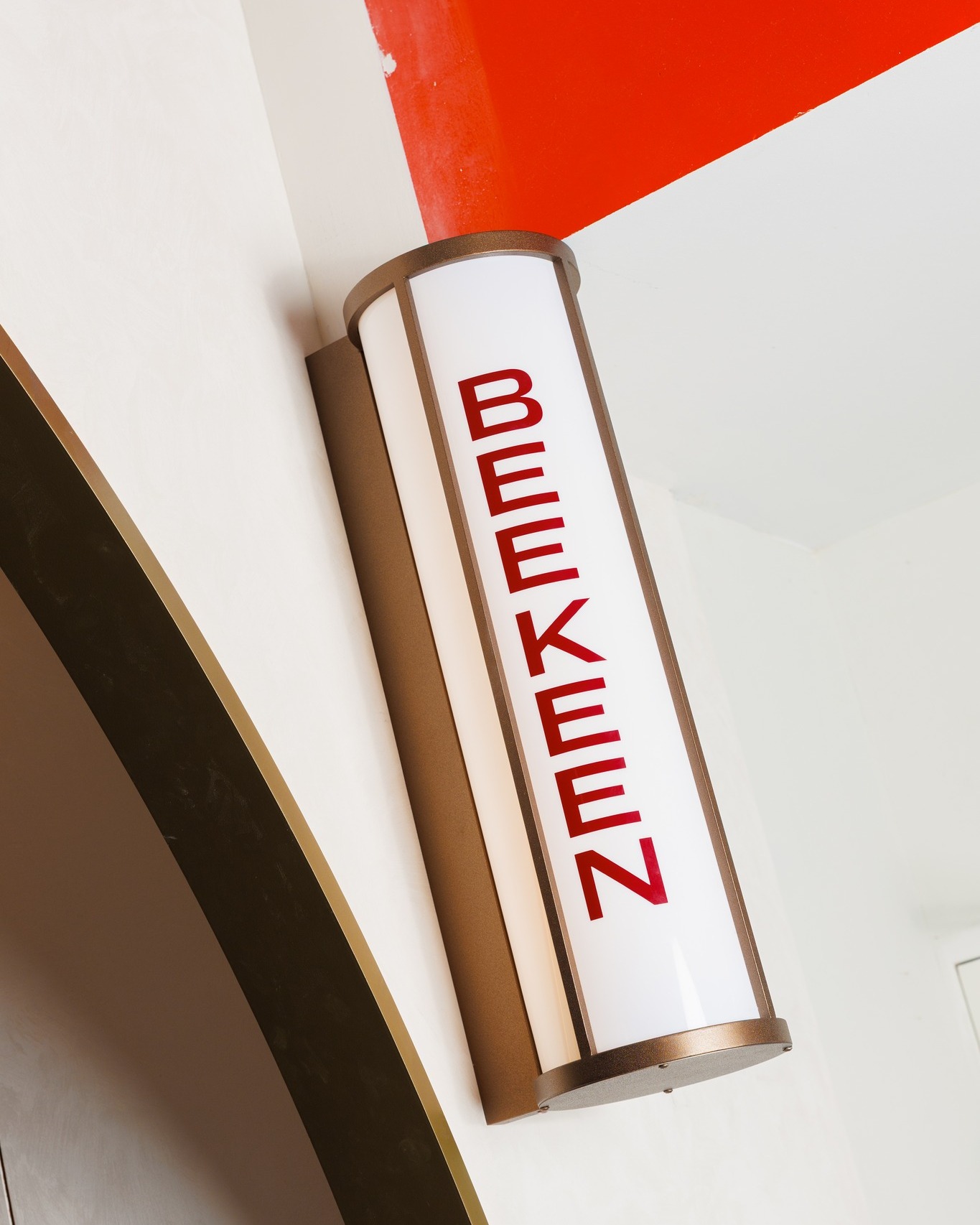 There’s a specific kind of comfort that only comes from a space that truly knows its coffee. The warm glow, the familiar hum of the machine, and the promise of that first, rich sip.
If you’ve been searching for that perfect cup, you just found it here at Bee Keen. ☕️✨
#BeeKeenCafe #BeeKeenMembers #CommunityCafe #LocalCafe #MelbourneBrunch #CafeFood #CoffeeBreak #GlenWaverley #GlenWaverleyEats #TheGlen #EasternSuburbsMelbourne #YourLocalCafe