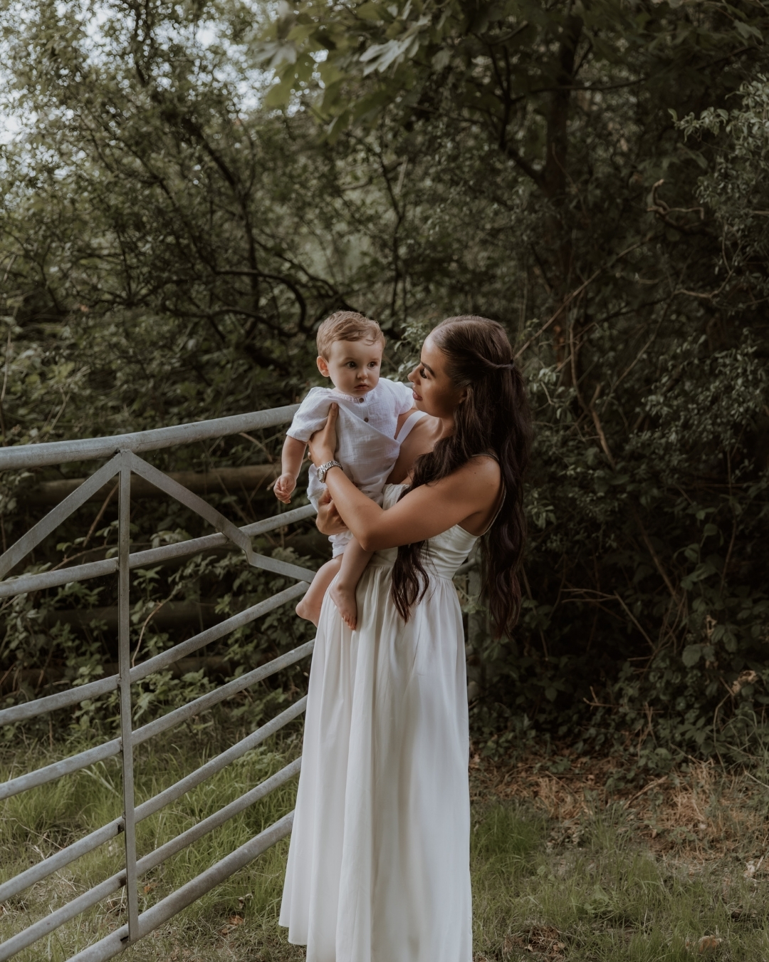 My favourite place = losing track of time in sunsets with you all (and my own bubba of course!) ❤️
#HastingsFamilyPhotographer #SussexMums #HastingsPhotographer #stleonardsonseaistheplacetobe