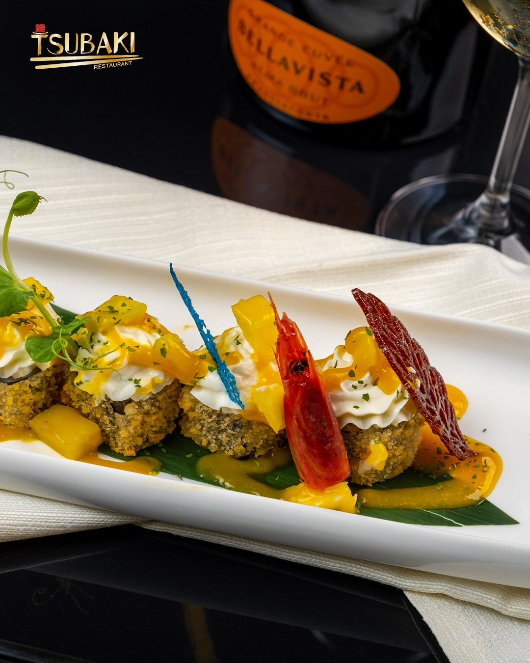 Da Tsubaki
Sushi fresco preparato con ingredienti di qualità 🍣
Un gusto che conquista al primo assaggio.
Prenota il tuo tavolo chiamando 📞 347 999 8888
Guarda i nostri menù su 👉https://tsubakisushi.it
📍Via A. Vespucci 5, Gallarate, Italy
#sushimisto #sushi #sushilovers #salmone
#ristorantegiapponese #cucinagiapponese
#cucinacinese #ristorantecinese #piattigiapponesi
#asianfusion #allyoucaneat #pescefresco #sashimi
#piatticinesi #asianfood #gallarate #gallaratecity
#gallaratecentro