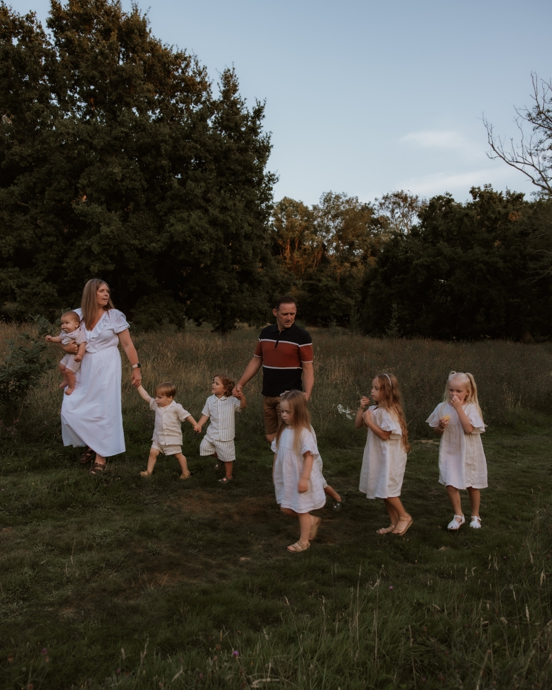 Woodland adventures and kites in one of my favourite locations in Hastings, East Sussex ❤️
After this photography session I was kindly gifted the fabric rustic kites, which hang in my studio storage 'room'. They have been on my vision board for so long and I feel so grateful to Alice for being so generous and kind.
Alice you are such a creative soul and you inspire me so much! Can we do it all again please? 😂❤️❤️
Book a session via the link in my bio.
#HastingsFamilyPhotographer #SussexMums #HastingsMums #LifestyleFamilyPhotography