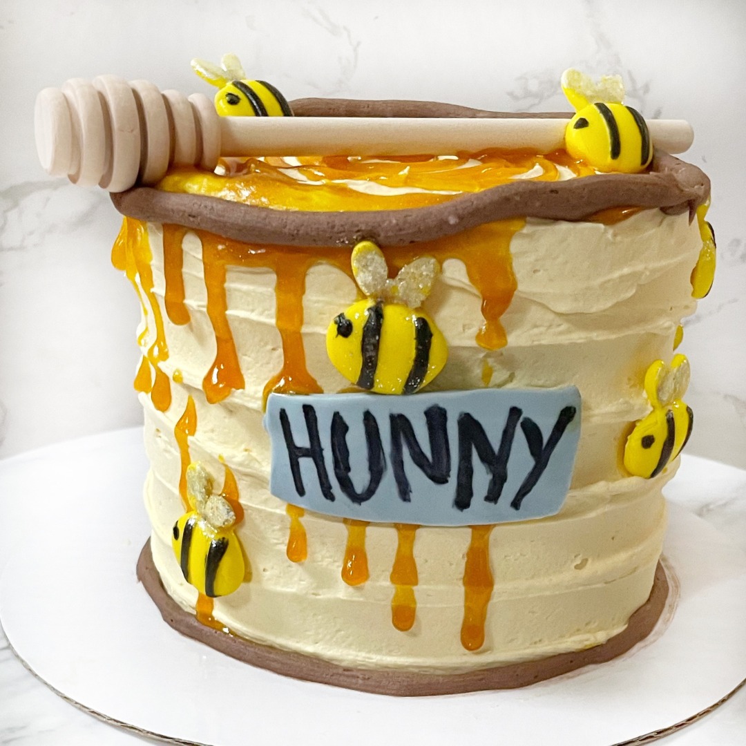 Any day spent with you is my favorite day. So today is my new favorite day 💛
This first birthday celebration was inspired by everyone’s favorite bear 🐻 — Winnie the Pooh! Soft colors, edible images, and the sweetest little touches came together to make these desserts as special as the milestone itself. (And seeing how late I am in posting, this little guy is literally almost an entire year older! 😂)
There are few things better than creating a cake for a first birthday — such a meaningful moment for families, and one that should be just as delicious as it is beautiful 🎂
And of course, this order was fully customized to fit their vision and their needs — because everyone deserves to enjoy dessert at life’s biggest milestones. And for those who can eat anything they want? They should still feel like they’re getting the real deal… just better 😉
Have a celebration coming up? Together we'll make it sweet as hunny 🍯💛
📩 Message me to get your date on the calendar!
Sizes/Flavors:
*5" Smash, Vanilla Cake / Vanilla Buttercream
*9" Chocolate Cake / Chocolate Buttercream
*1 Dozen Vanilla Cake / Vanilla Buttercream
*1/2 Dozen Chocolate Cake / Vanilla Buttercream
*1/2 Dozen GF Chocolate Cake / Vanilla Buttercream
🌐 www.treatsbyallyson.com
IG: @treatsbyallyson
FB: Treats by Allyson
New here? Welcome! 👋🏻 All my treats are dairy, egg, peanut, and tree nut-free, with fully customizable options: i.e. gluten, sugar & other ingredients to meet your needs—all without compromising on flavor (seriously, though, they’re even better!). Don’t believe me? Try them—you’ll never look back!
#CustomTreats #CakeDecorating #carrollcounty #carrollcountymd #carrollcountymaryland #weddingcakes #localbaker #localbakery #localbakeries #cupcakes #carrollcountybakery #manchestermd #hanoverpa #westminstermd #customcake #customcakes #customcakes #birthdaycake #SpringFlavors #springdessert #springdesserts