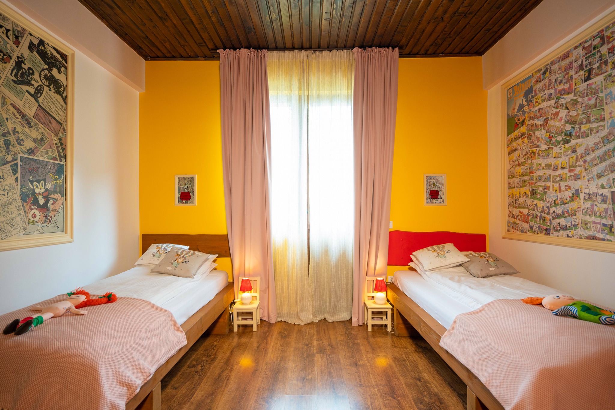 Nu alegi doar o cameră.
Alegi o stare.
Fiecare spațiu de la Arte are personalitate, lumină și detalii care te fac să te simți bine din primul moment.
Simplu, dar cu sens.
#CamereUnice #ArteVibes #DesignCuSuflet #BoutiqueExperience #StayDifferent #TușnadVibes #CazareCuStil #TravelRomania #InteriorMood #relaxtime😎☀️🌴