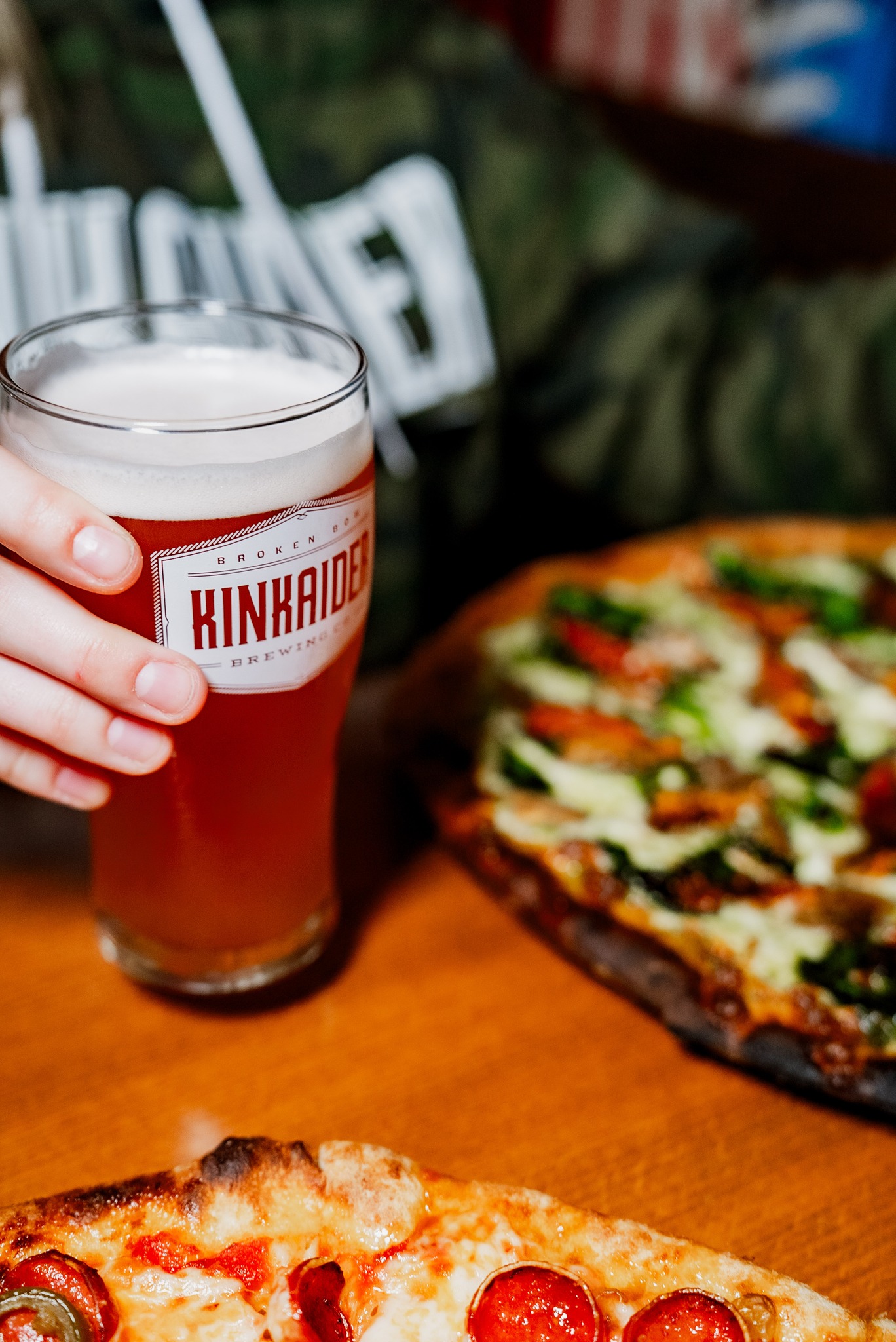 The Pizza Train is rollinâ đ
Hot slices, cold brewsâwhat more do you need?