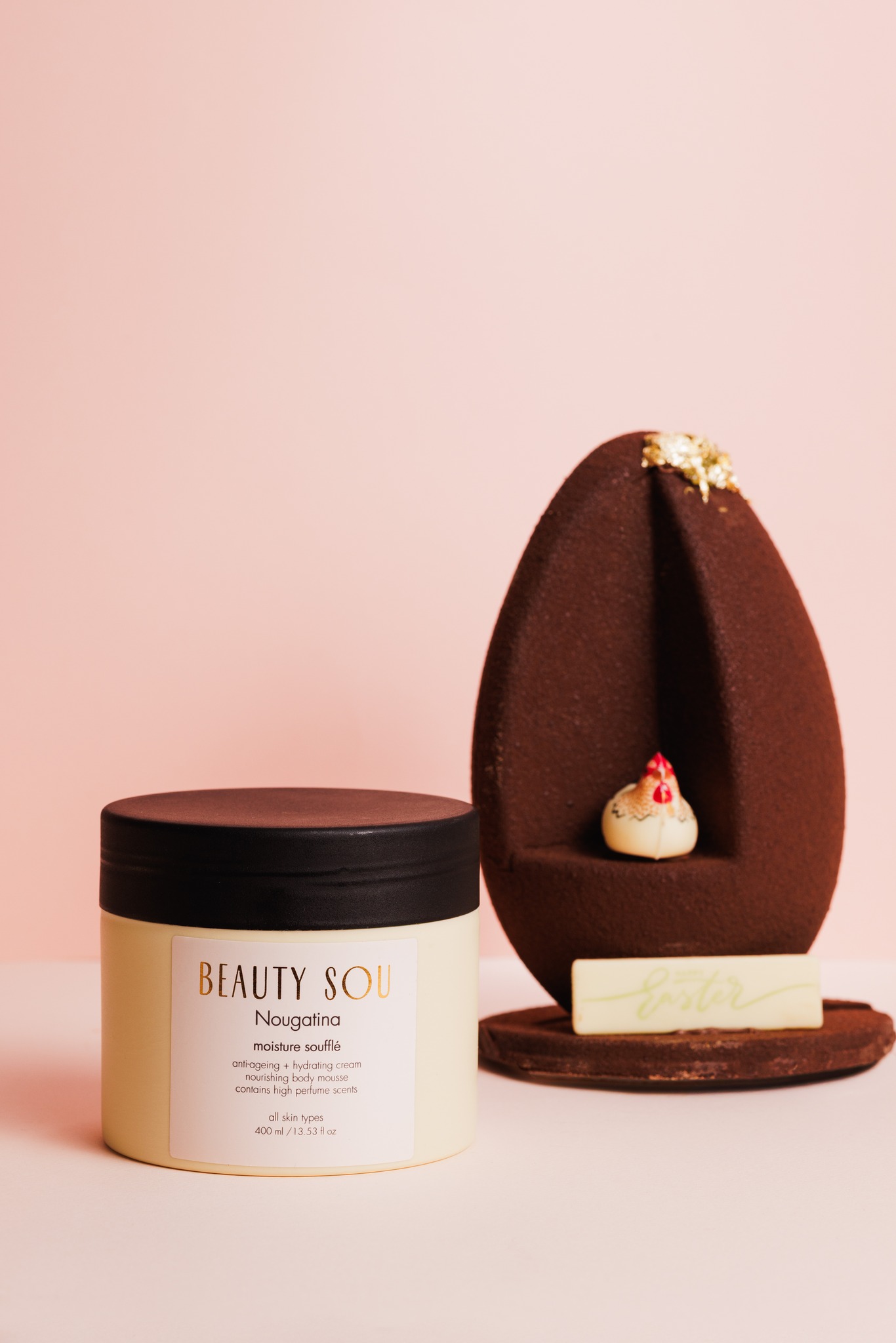 Walk through a world of fluffy Nougatina. 🌸 A lightweight body souffle that tones, firms, and inspires optimism.
Exotic Bergamot meets the sweetness of Cotton Candy and the depth of Agarwood.
400ml of vegan perfection. 🖤
#BeautySou#Nougatina#BodySouffle#LuxurySkincare#SexyAesthetic#ClassyVibes#SensualScent#VeganBeauty#PremiumSkincare#SkinRitual#EasterLuxury