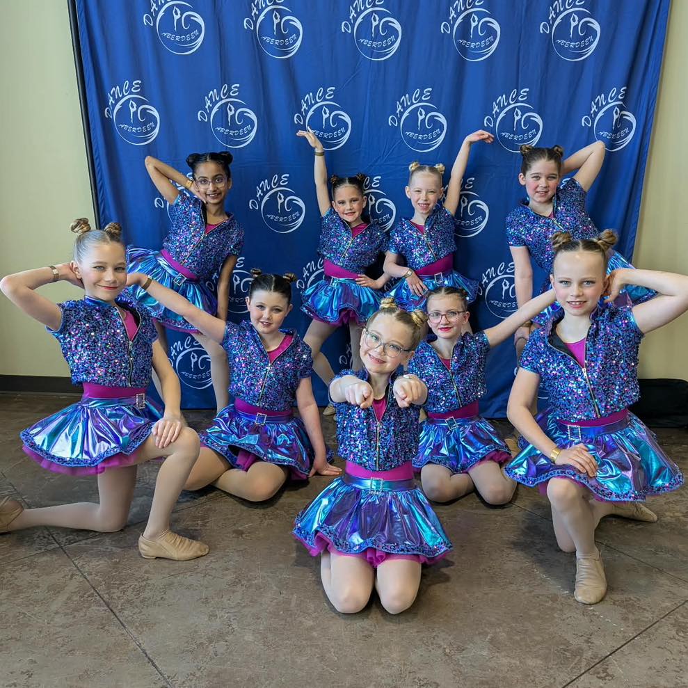 🥳 DANCE OFF invitation for our newest and youngest jazz group “No Limits” this afternoon!! High gold mark as well!! 🏅 Fantastic start to the competition season 💖 #balletnallthatjazz