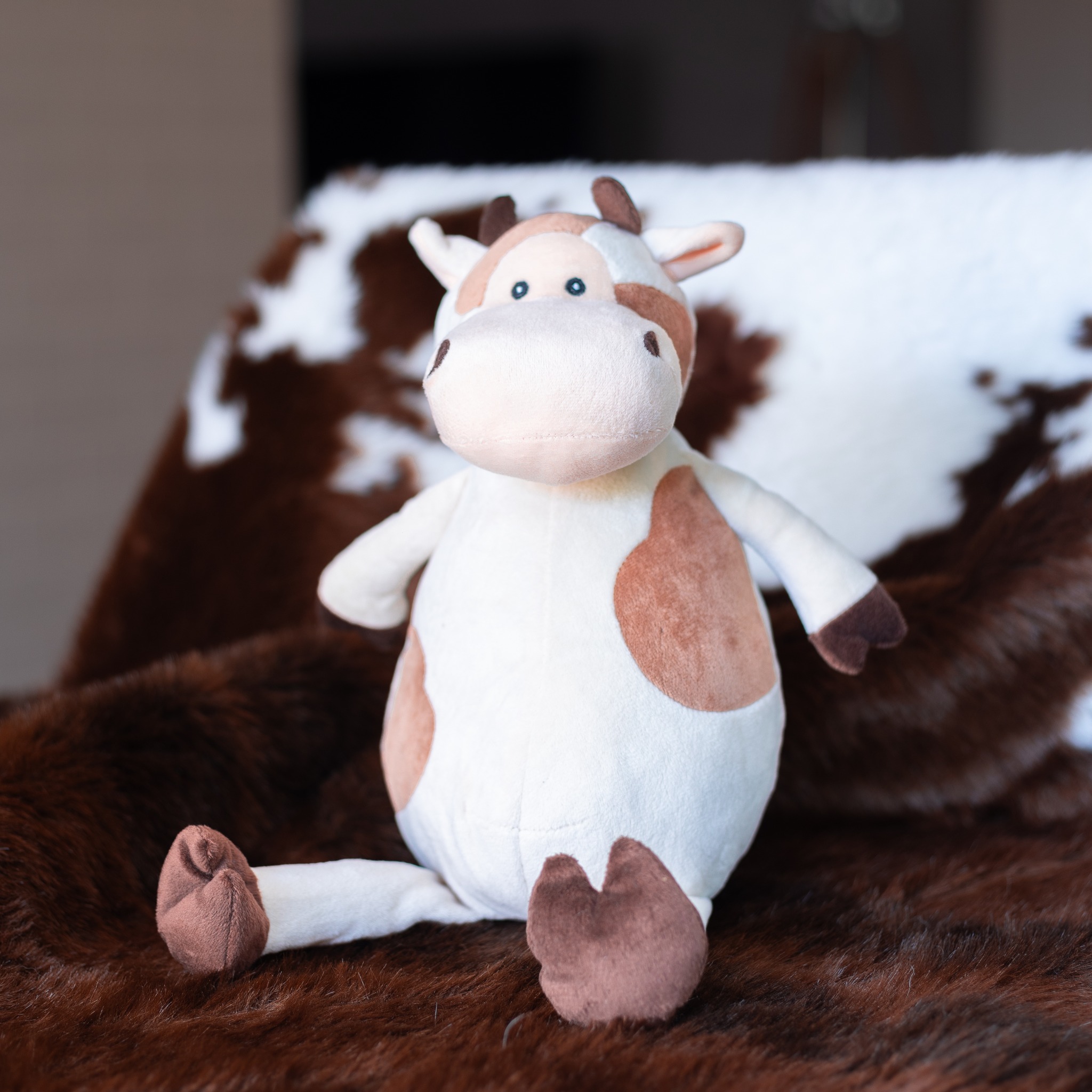 Craquez pour notre adorable doudou "vache" 🐄🤍
Ultra doux et parfaitement adapté aux petites mains, il accompagnera bébé dans tous ses moments de tendresse.
✨ Un compagnon rassurant pour câlins, siestes et premières aventures.
👉 https://www.lecomptoirdesauthentics.com/product-page/doudou-peluche-bébé-vache-25-cm-ultra-doux
#peluche #doudou #cadeau #enfant #bebe