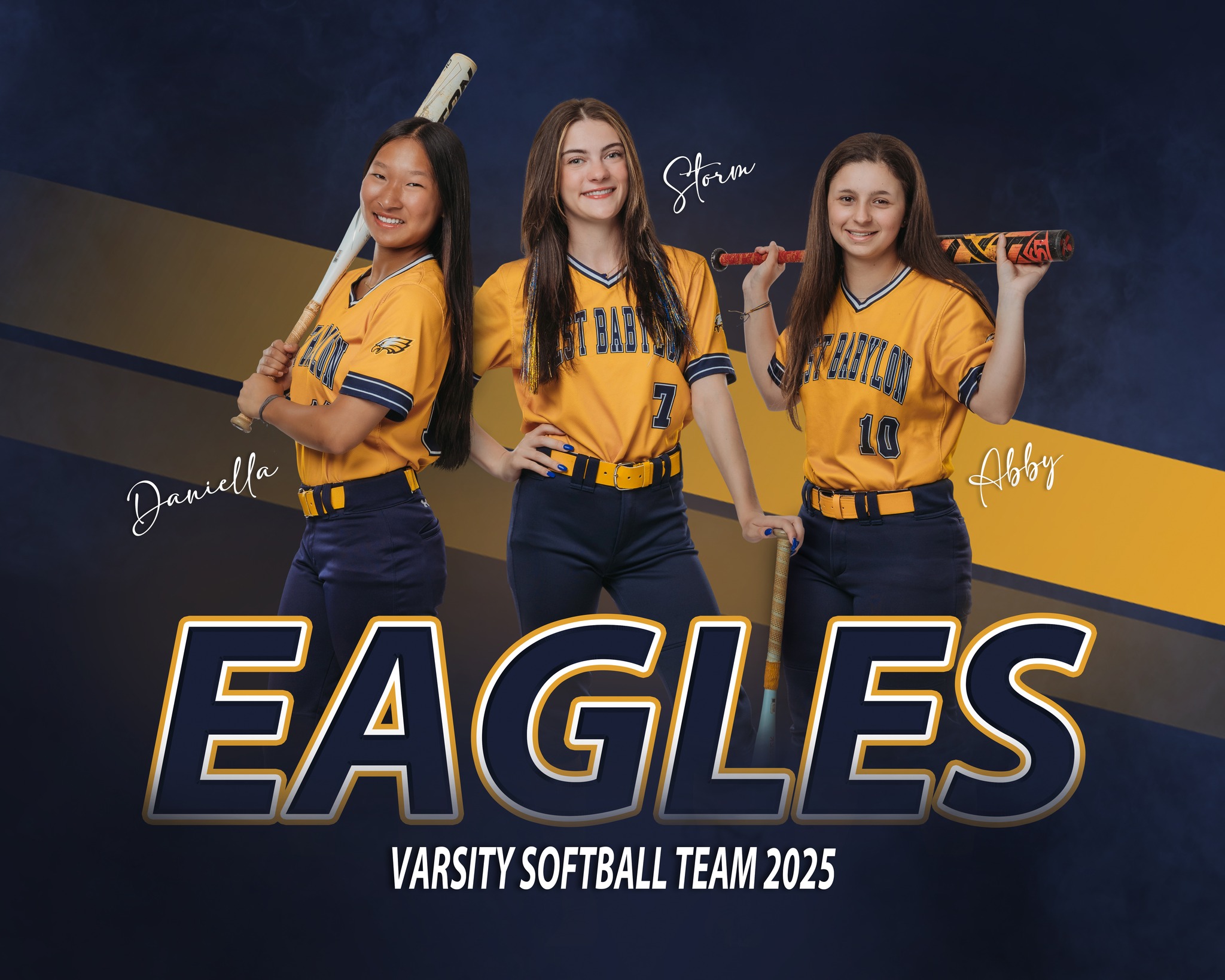 We photograph our #athletes individually to streamline the creation of custom groups or different designs. It also allows us to play with poses to put together the best compositions! Can't lie, we have a blast editing :) It is a manual process that sometimes can take a long time, but we enjoy it so much!