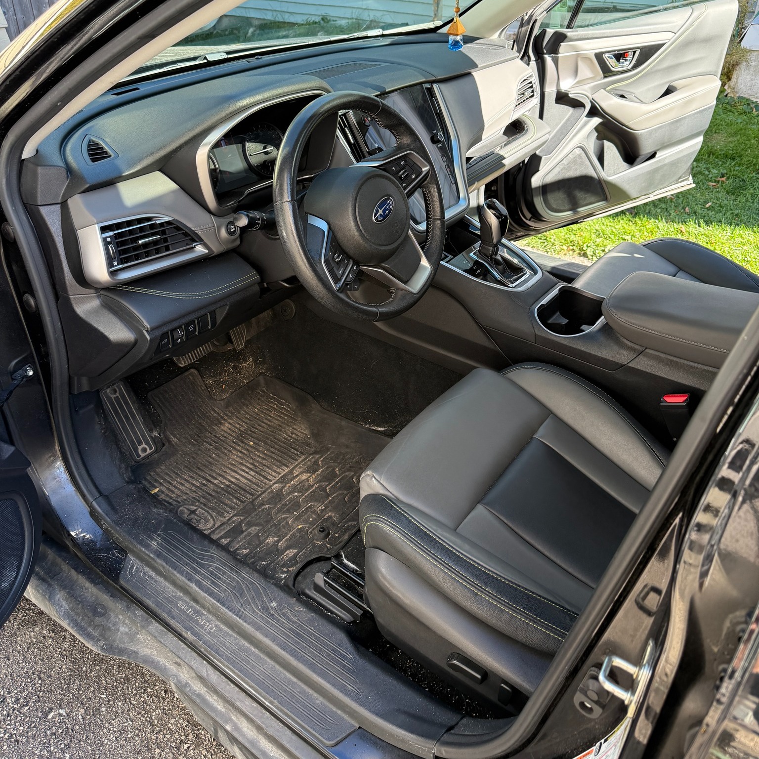 Congrats!! You did it! You made it to the weekend! Let us take it from here.
Looking to get rid of all that salt from your vehicle's carpets? We got you.
Looking to get all the salt and grime off your paintwork? We got you.
Looking to get a long-lasting Ceramic Coating on your freshly polished ride? We got you.
Looking to get your headlights restored or engine detailed? We got you.
No matter what you're looking for to get your vehicle looking it's best, we have you covered. All you need to do is sit back, relax and enjoy your hard earned downtime and let us take care of the rest.
Drop your vehicle off with us or we'll come right to your driveway.
Head over to our website www.diamonddetailing.ca to learn more and book your appointment or text/call 226.758.8295
.
.
.
#detailingaddicts #cardetailing #mobiledetailing #yorkregion #simcoecounty