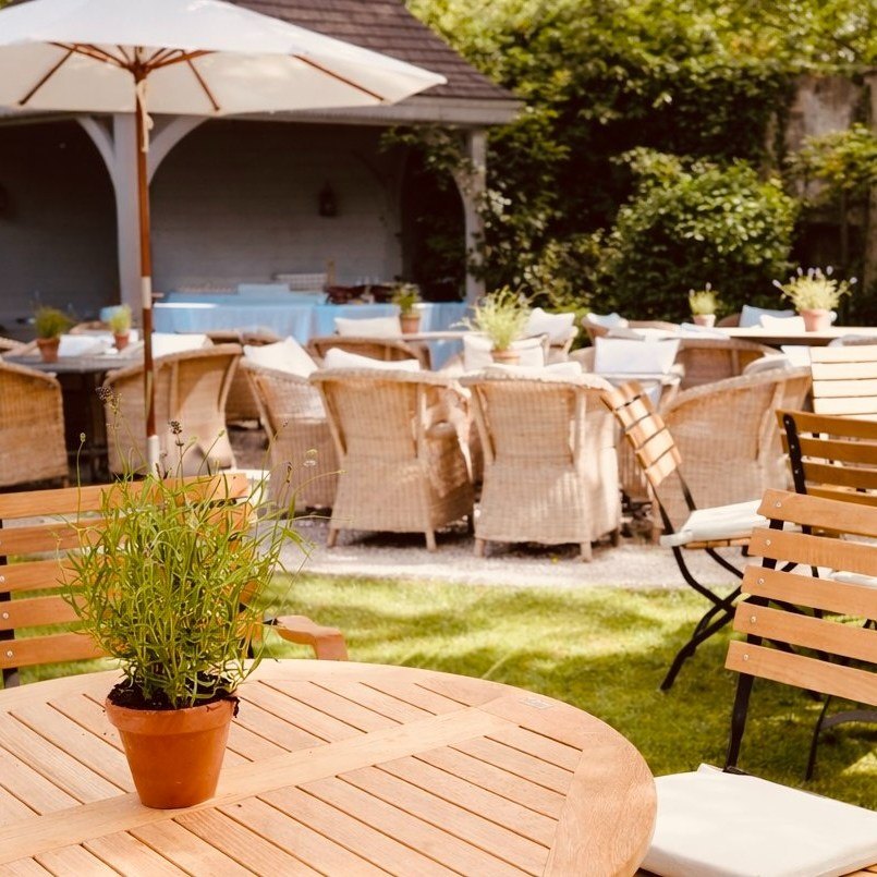 Wir haben alles für eure Outdoorveranstaltung, Sommerfest oder Gartenparty.
Stöbert durch unseren Webshop und lasst euch von unserem umfangreichen Sortiment inspirieren. ☀️⛱
- Eiswagen "Portofino"
- Liegestühle & Sitzsäcke
- Lichterketten & Outdoorbeleuchtung
- Kühlschränke
- Schirme & Sonnenschutz
- Garten & Loungemobiliar
- Barsysteme
- Party- & Klappzelte
➡️ https://eventshop.tirol/collections/garden-party
#fantasyevents #fantasyeventengineering #eventengineering #tirol #topservice #professionell #zuverlässig #sommerfest #gartenparty #gartenfeier #outdoorevent #sommer