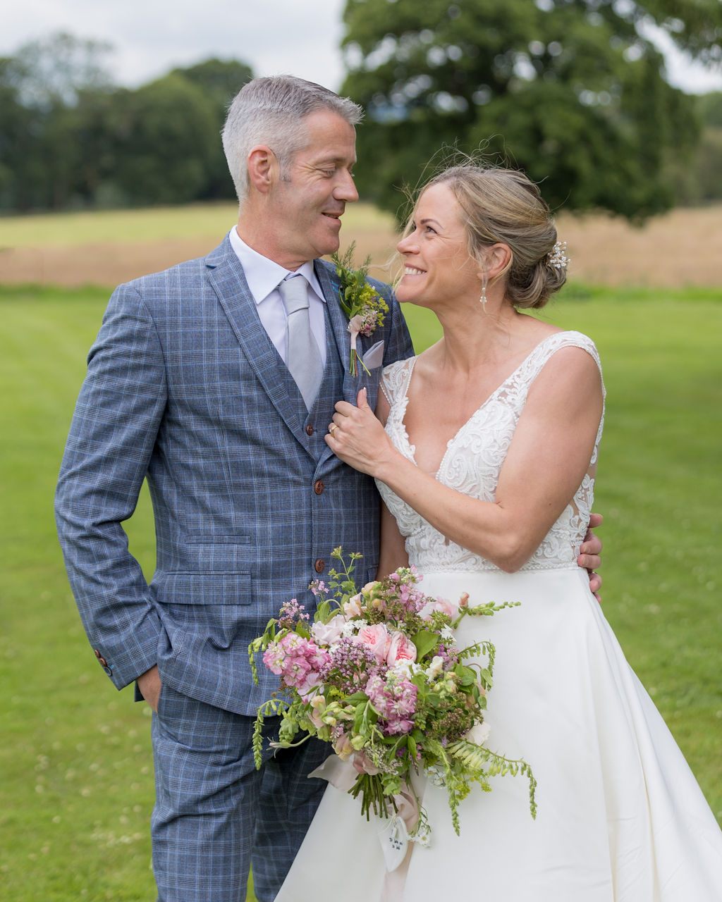Emma & Chris’ wedding will always hold a special place in our hearts 💕
Soft, romantic tones of blush, cream and fresh greens set the scene for a truly beautiful day. We love creating these garden-inspired arrangements, full of movement and texture—designed to feel as though they’d just been gathered from a blooming cottage garden.
Working as a sustainable flower farm means we follow the seasons, so while we can’t always guarantee specific blooms, we can promise the freshest, most beautiful flowers available—always thoughtfully chosen to match your colour palette and overall feel.
Photos by @nathanrobertsphoto
One of our absolute favourite weddings 🤍
#weddingflowers #sustainablefloristry #britishflowers #seasonalflowers #grownnotflown #weddingflorist #cottagegardenflowers #gardenstylefloristry #romanticwedding #blushwedding #weddinginspiration #bridalbouquet #buttonholeflowers #ecofriendlywedding #ukweddingflorist #flowerfarm #locallygrownflowers #naturalwedding #wildgardenstyle #weddingdetails