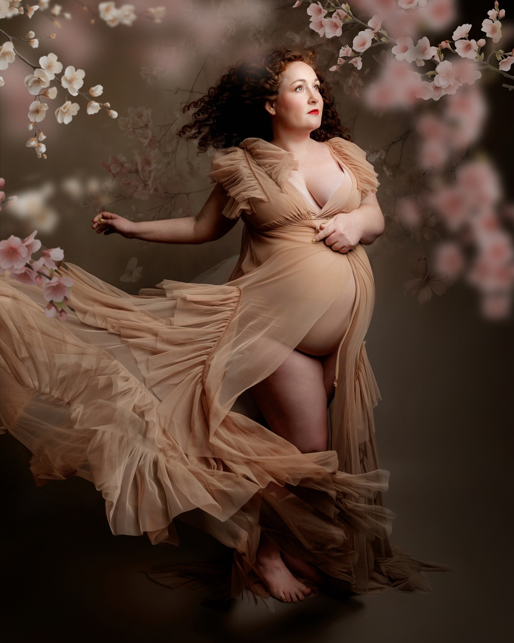 Sarah looked unreal in this dress.
It is available to use in the studio for maternity sessions and it gives such a soft, dramatic, fine art feel in photos.
That is the thing with maternity sessions - they are not just photoshoots to me.
They are art.
Your body is changing in a way that is temporary, powerful and worth remembering.
It will not stay like this forever, which is exactly why it deserves more than a few quick phone photos.
It deserves to be captured properly.